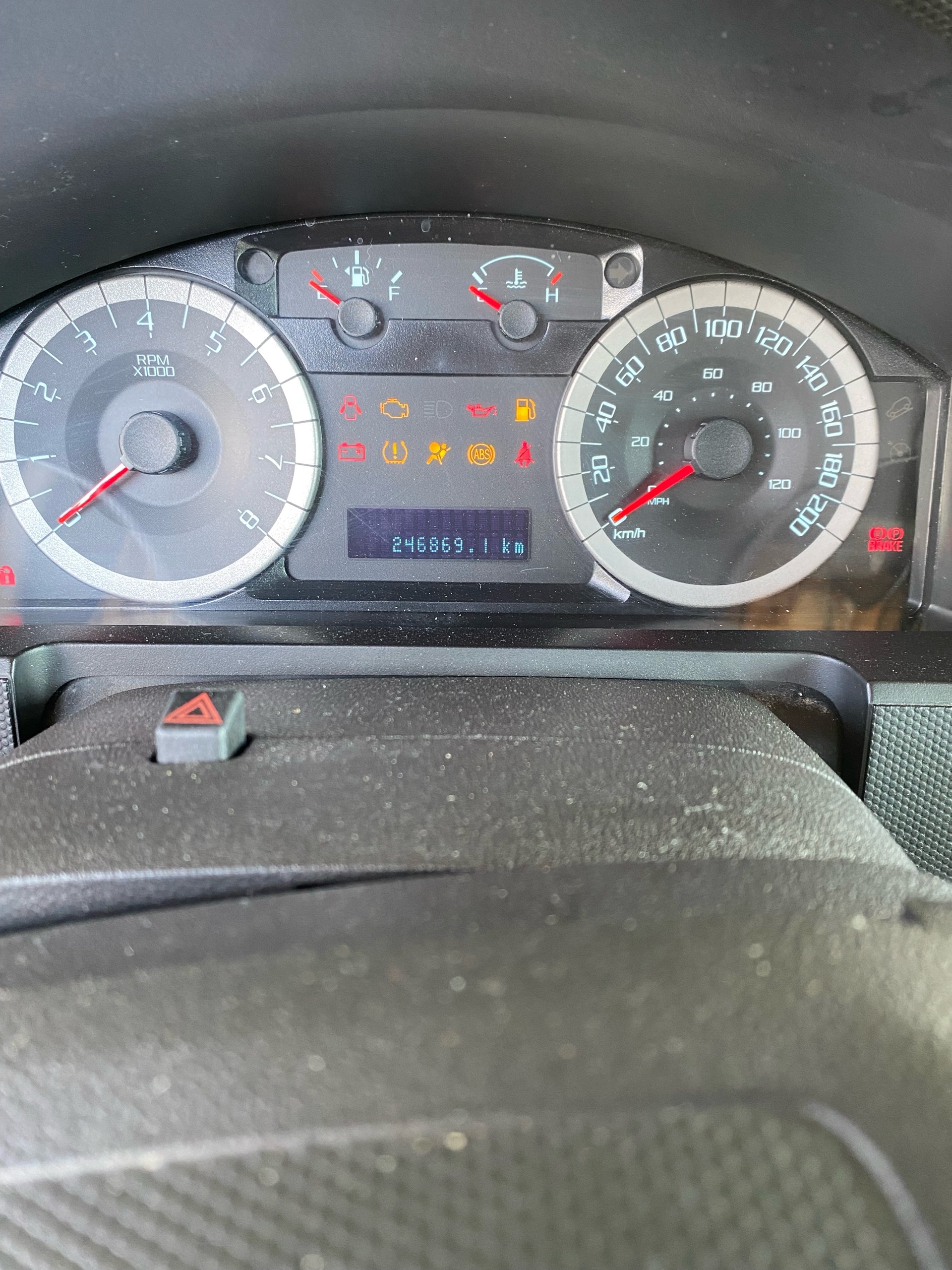 /canwestautoinc/2011-Ford-Escape-29726286880199937.jpg