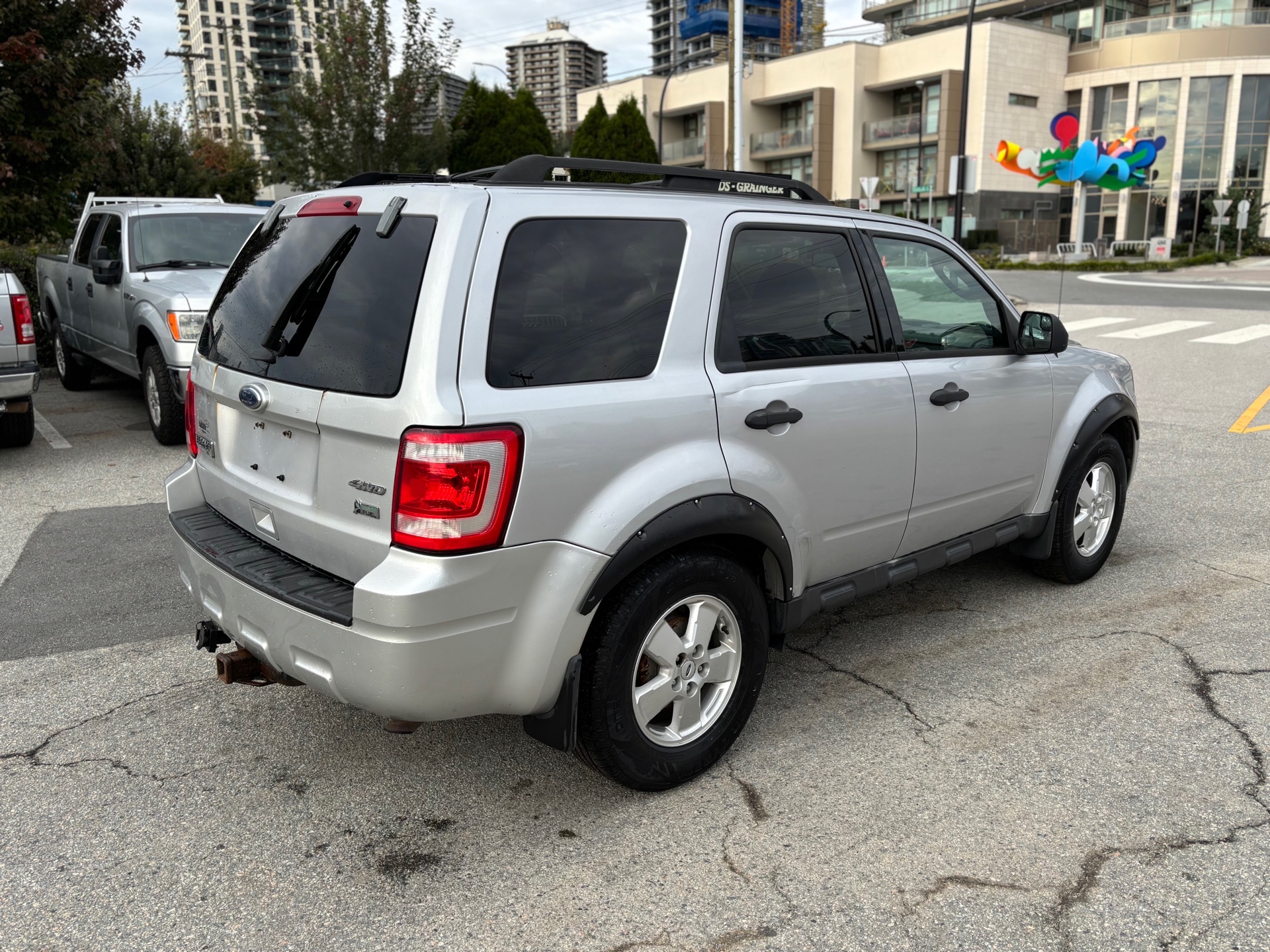 /canwestautoinc/2011-Ford-Escape-5943845160044272.jpg