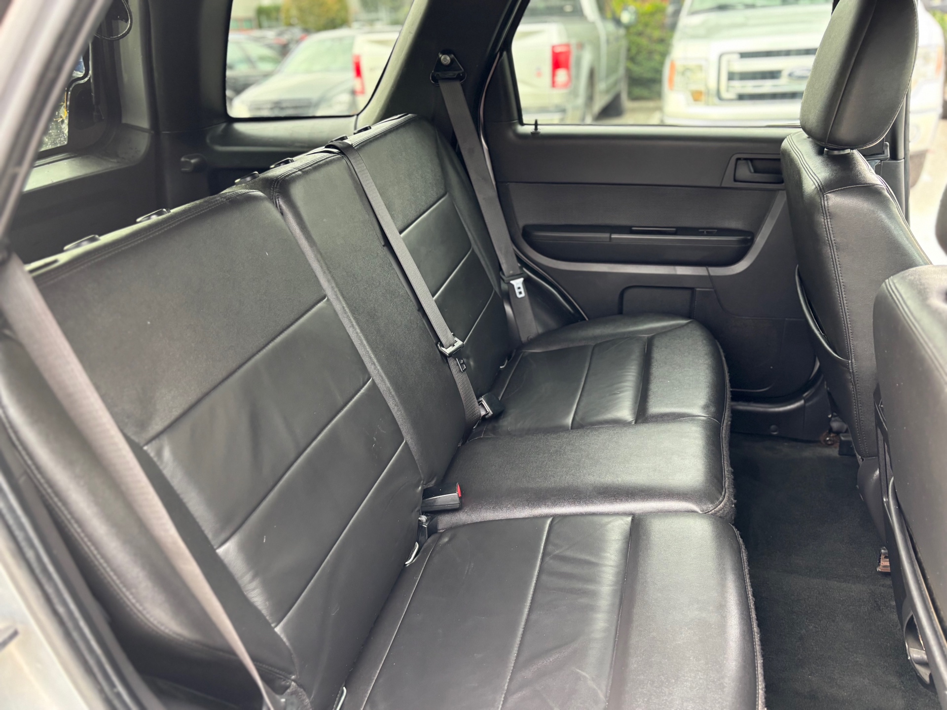 /canwestautoinc/2011-Ford-Escape-7259911377170423.jpg