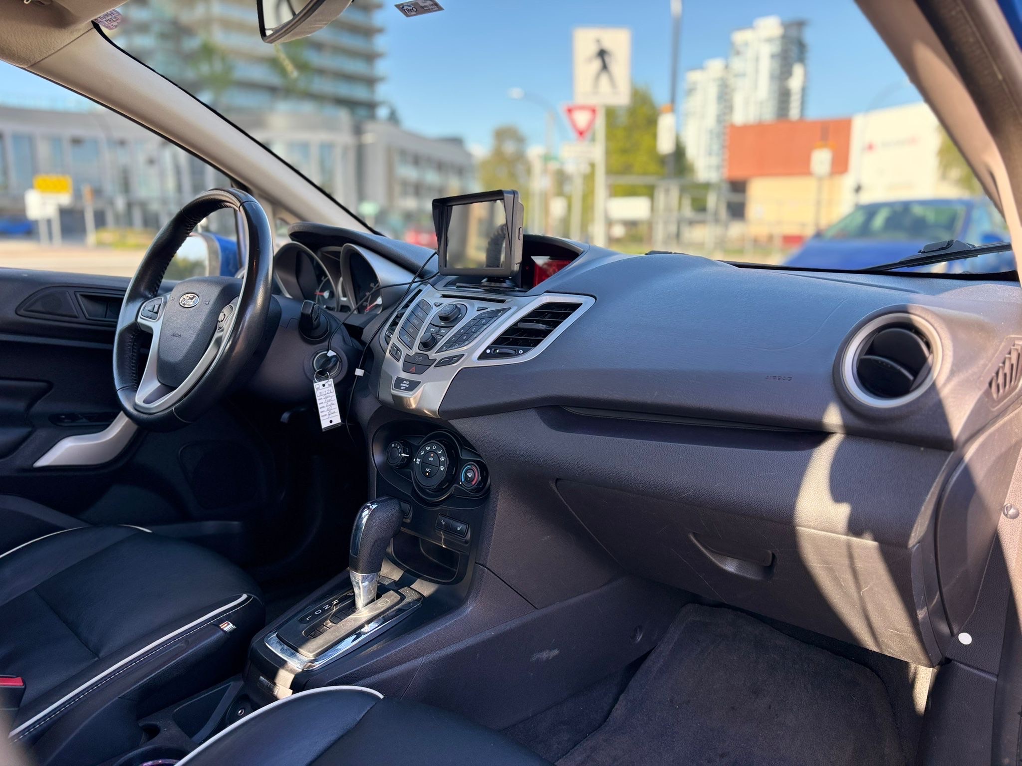 /canwestautoinc/2011-Ford-Fiesta-2735027660835123.jpg