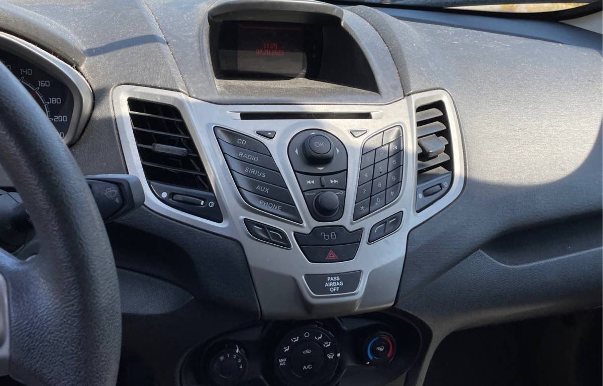 /canwestautoinc/2011-Ford-Fiesta-6293276372109144.jpg