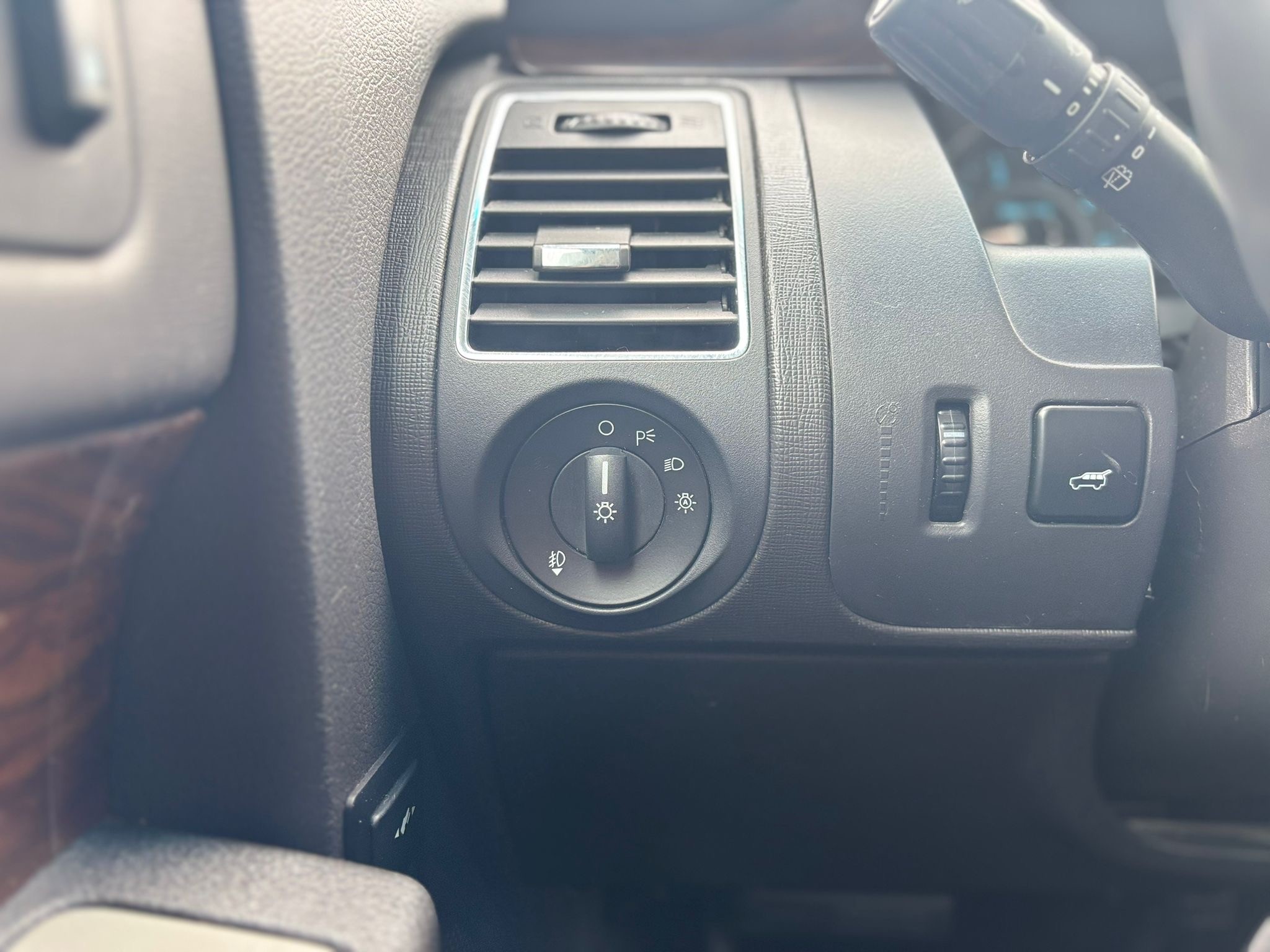/canwestautoinc/2011-Ford-Flex-6293539796466225.jpg