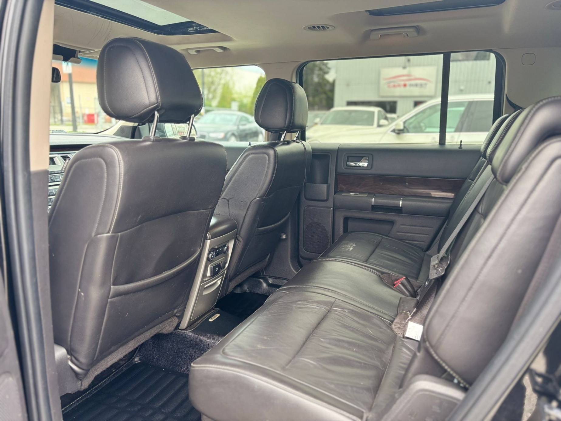 /canwestautoinc/2011-Ford-Flex-6734517329205847.jpg