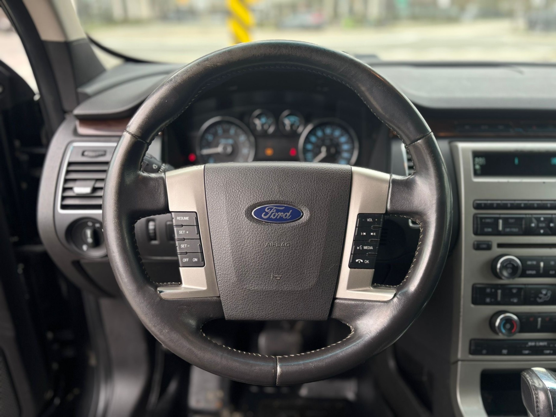 /canwestautoinc/2011-Ford-Flex-6998668670325445.jpg