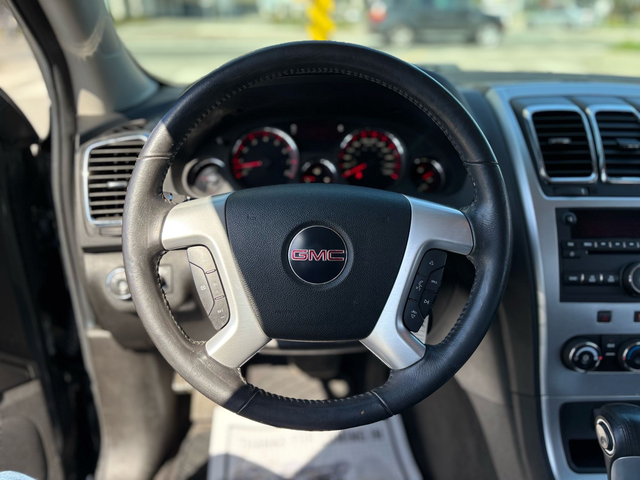 /canwestautoinc/2011-GMC-Acadia-8796386370768363.jpg