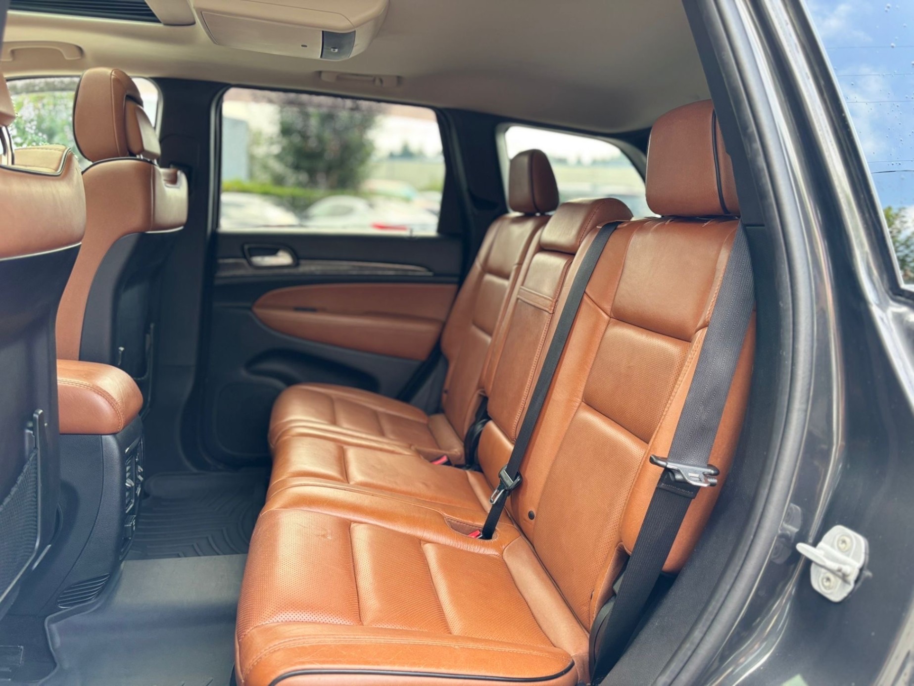 /canwestautoinc/2011-Jeep-GrandCherokee-26956666909892224.jpg