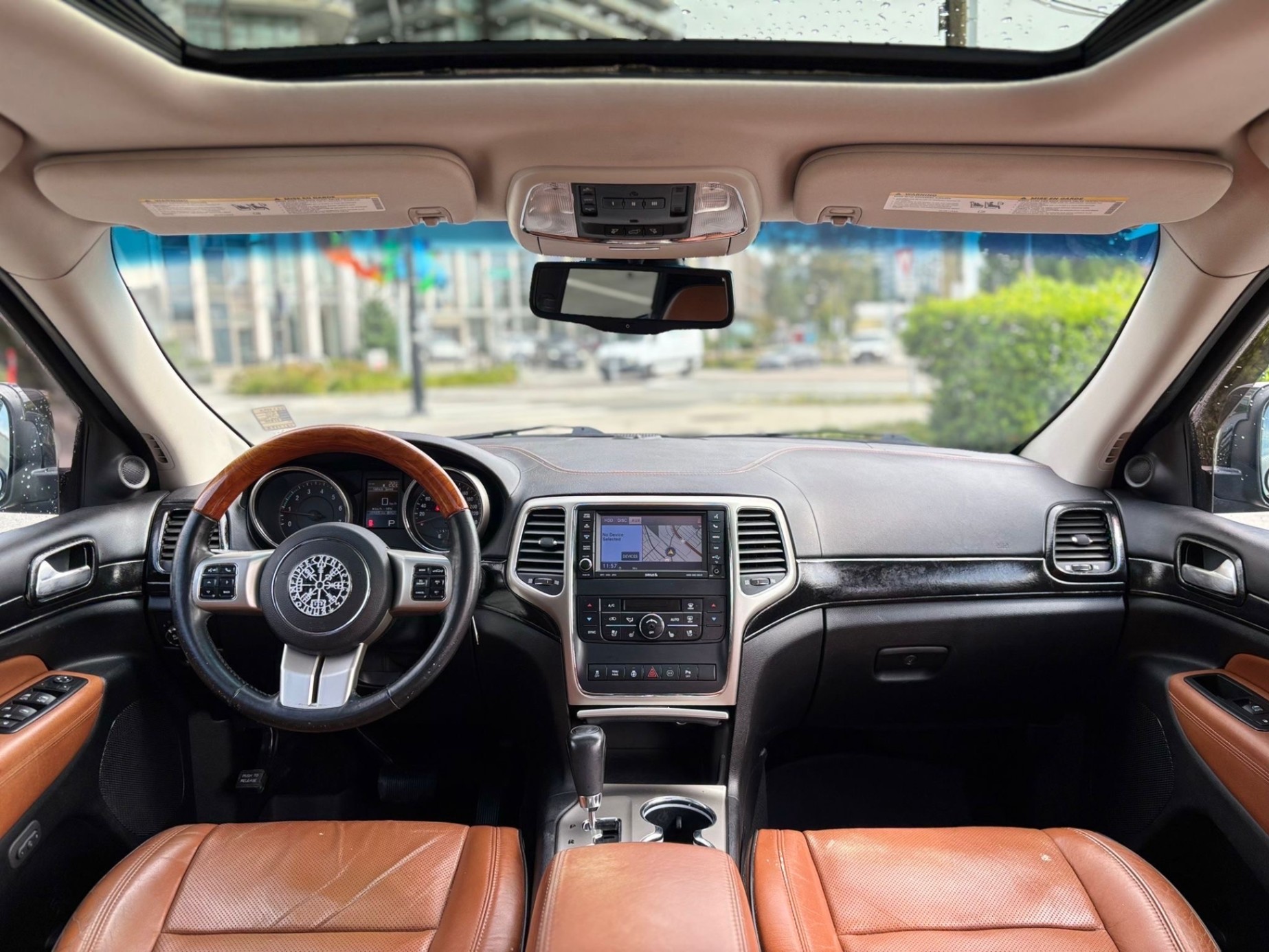 /canwestautoinc/2011-Jeep-GrandCherokee-48965277801171103.jpg