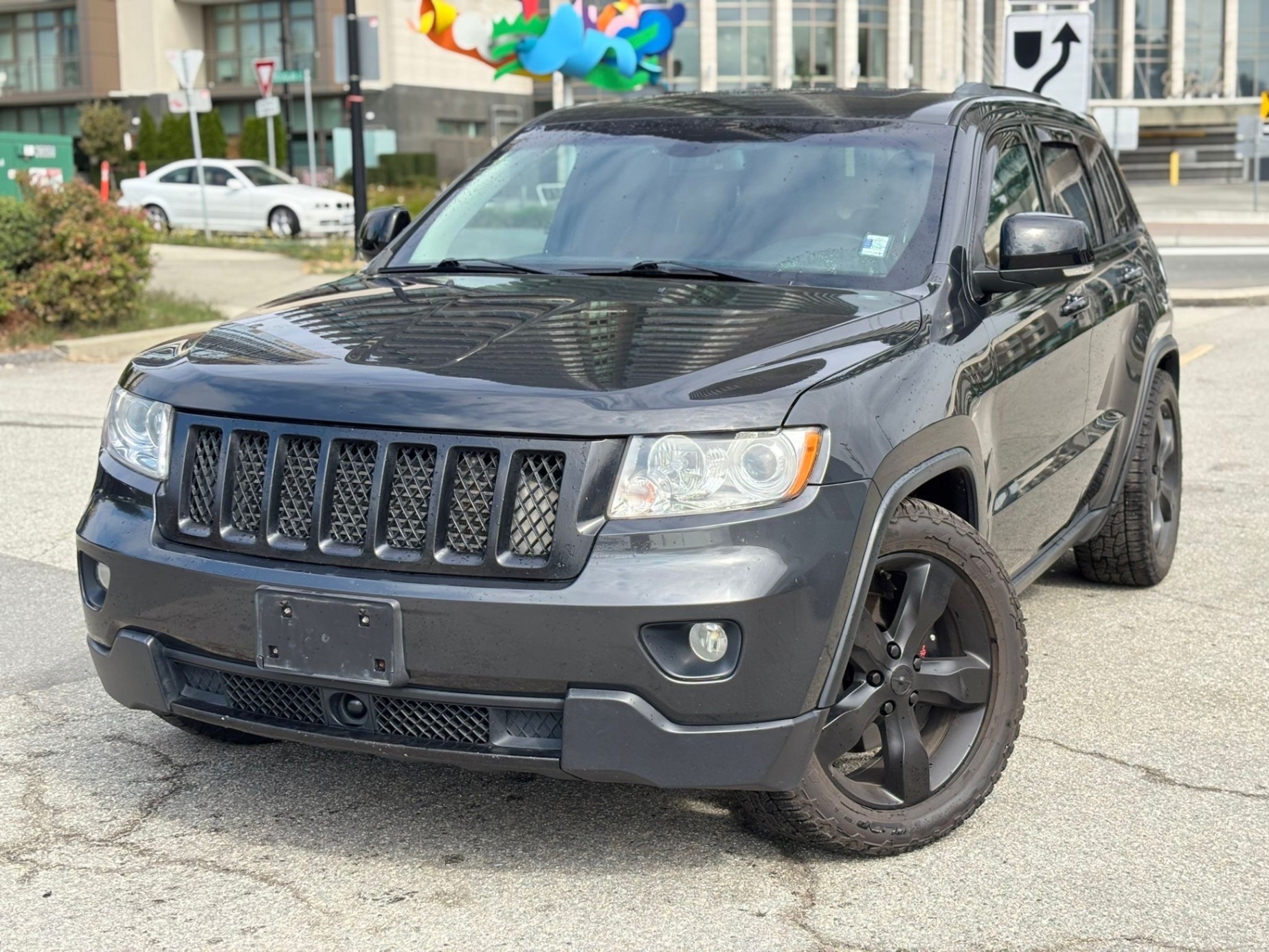 /canwestautoinc/2011-Jeep-GrandCherokee-6458358632794019.jpg