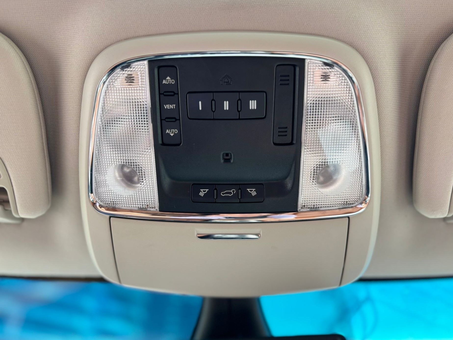 /canwestautoinc/2011-Jeep-GrandCherokee-7703218949711521.jpg
