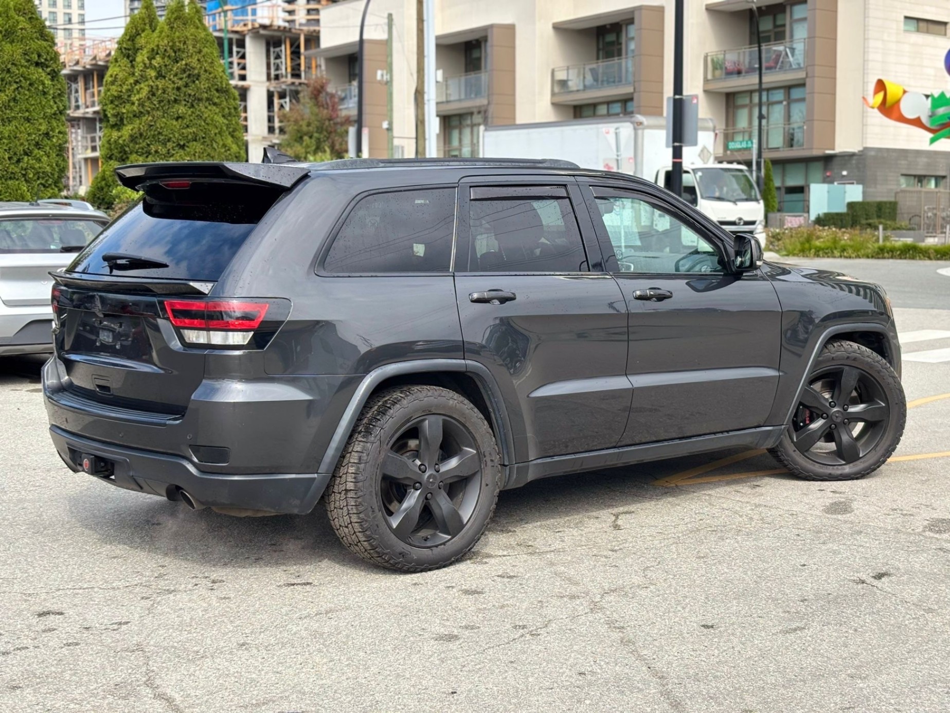 /canwestautoinc/2011-Jeep-GrandCherokee-9632774101369446.jpg