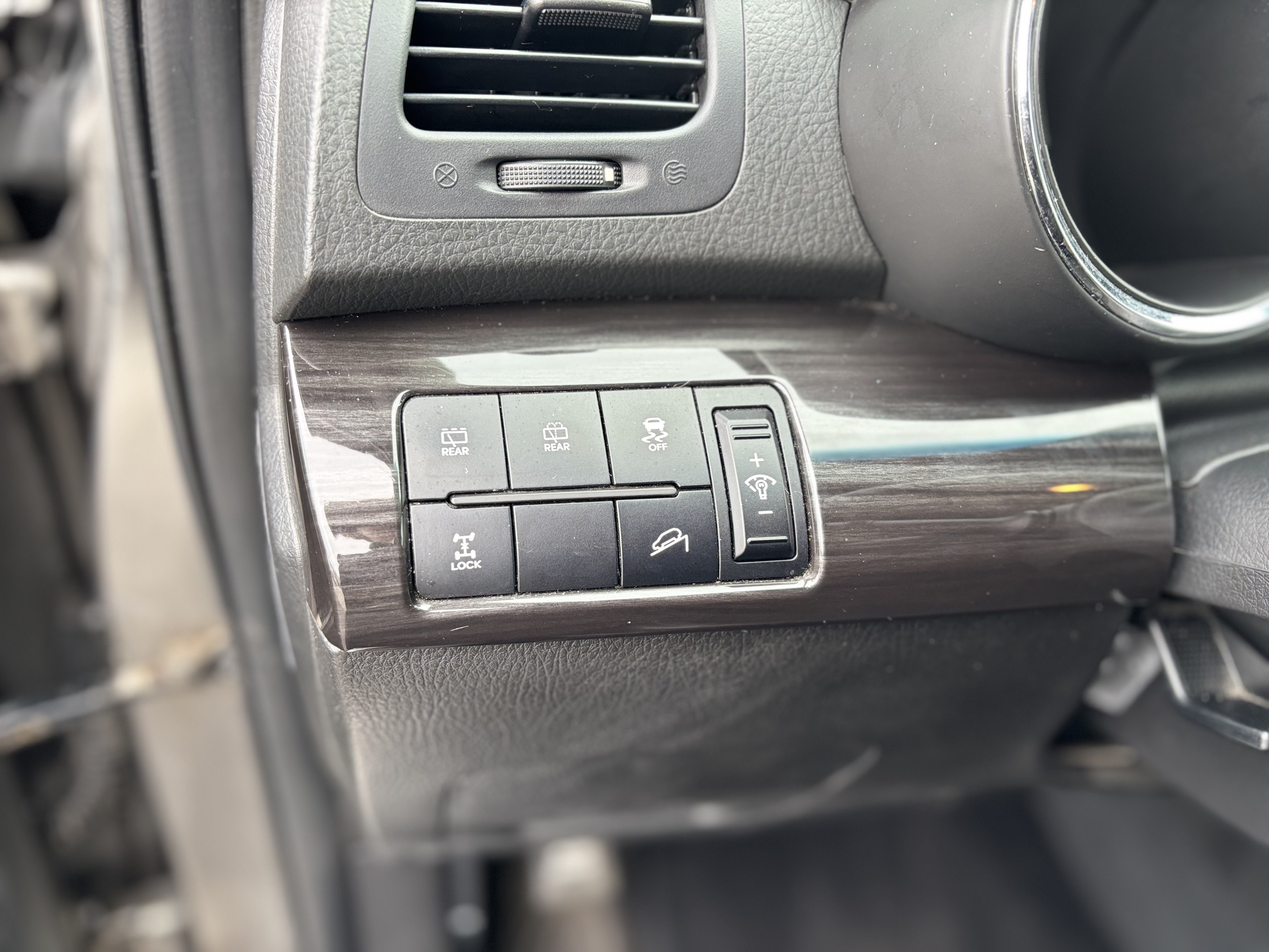 /canwestautoinc/2011-Kia-Sorento-2339817243766198.jpg