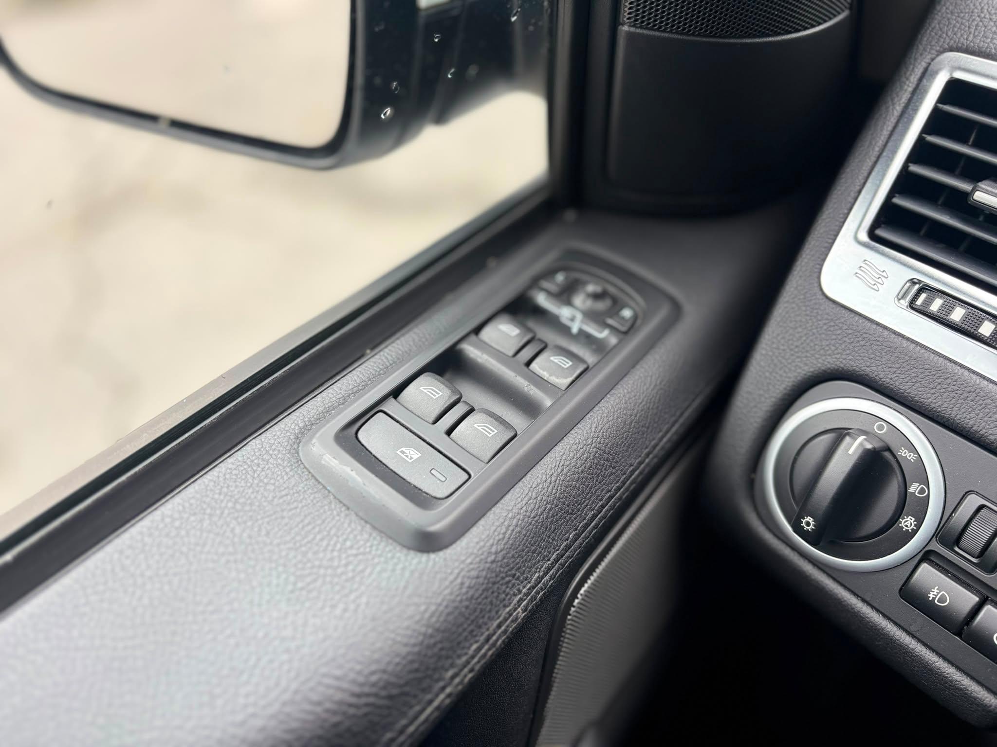 /canwestautoinc/2011-LandRover-RangeRover-08026596938098396.jpg