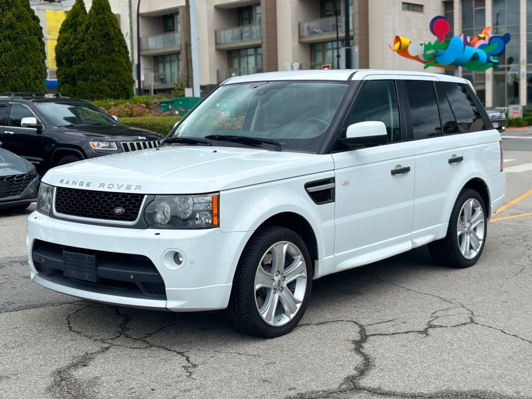 /canwestautoinc/2011-LandRover-RangeRover-11319850968669631.jpg