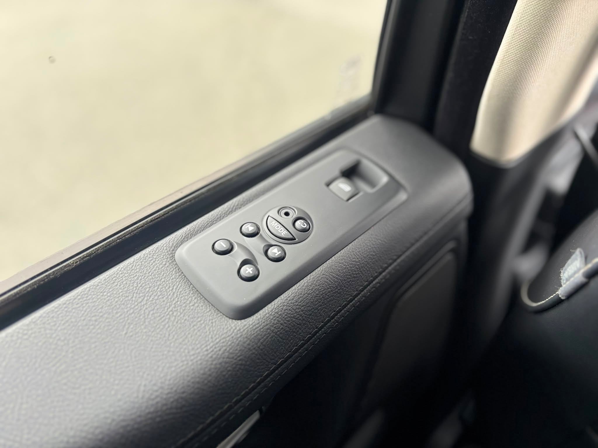/canwestautoinc/2011-LandRover-RangeRover-8304193107290583.jpg