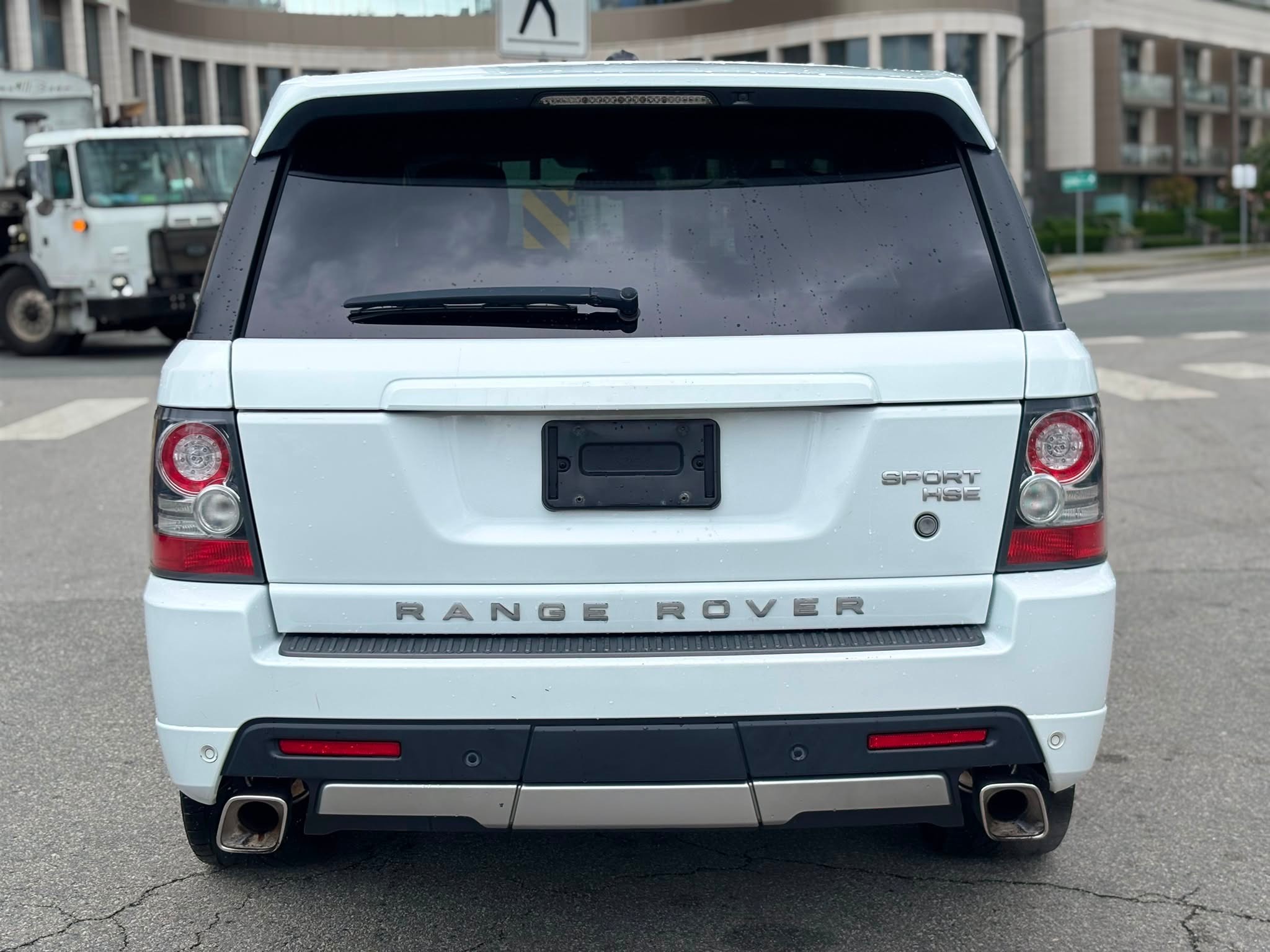 /canwestautoinc/2011-LandRover-RangeRover-8358632277577085.jpg