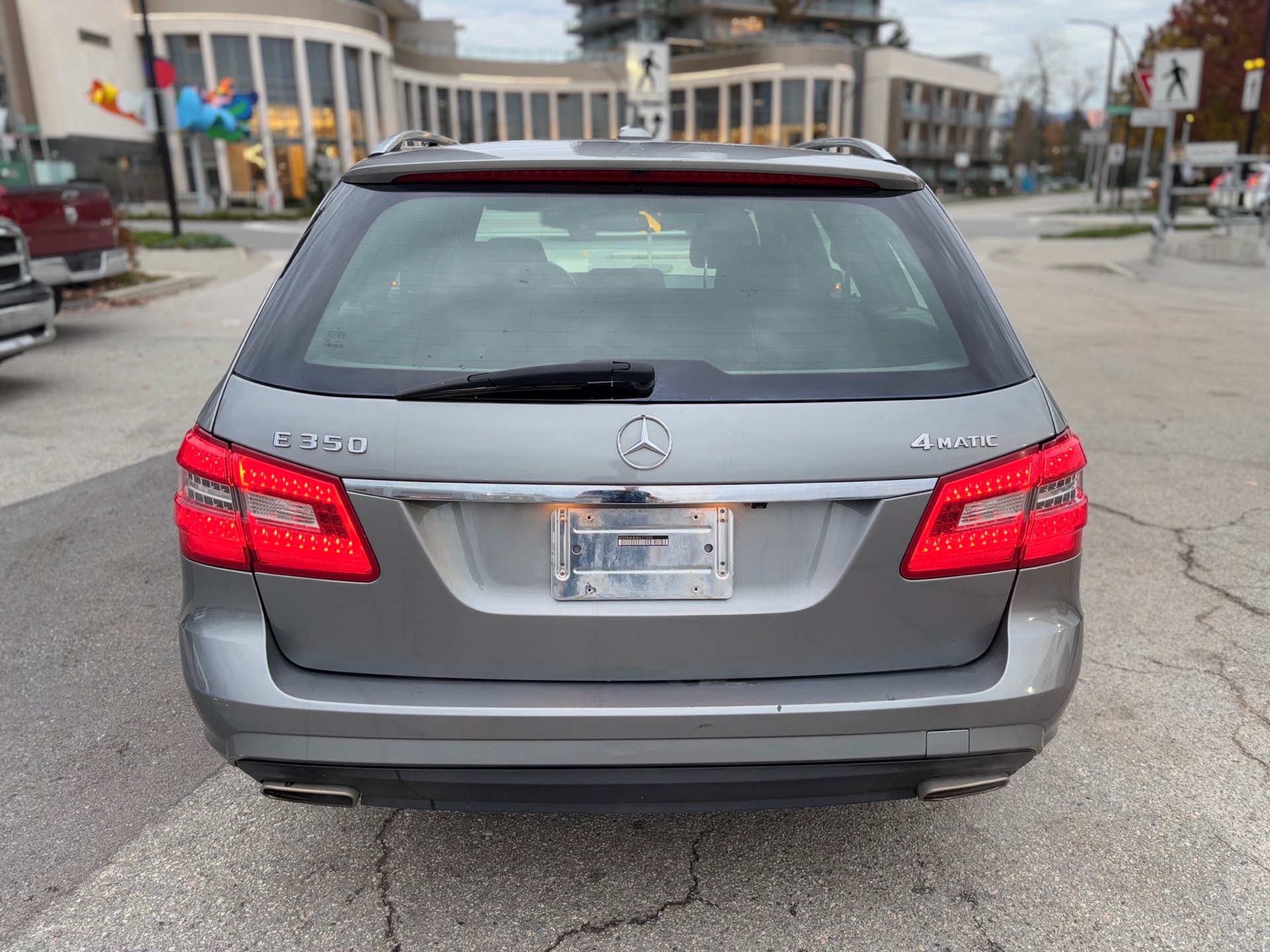 /canwestautoinc/2011-Mercedes-Benz-E-Class-5693126688803574.jpg