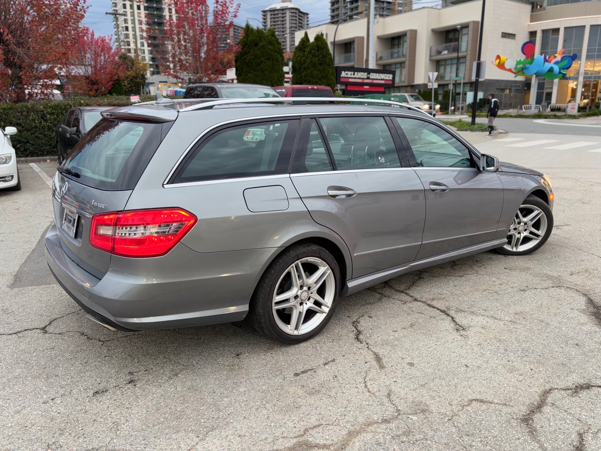 /canwestautoinc/2011-Mercedes-Benz-E-Class-5796210783554154.jpg