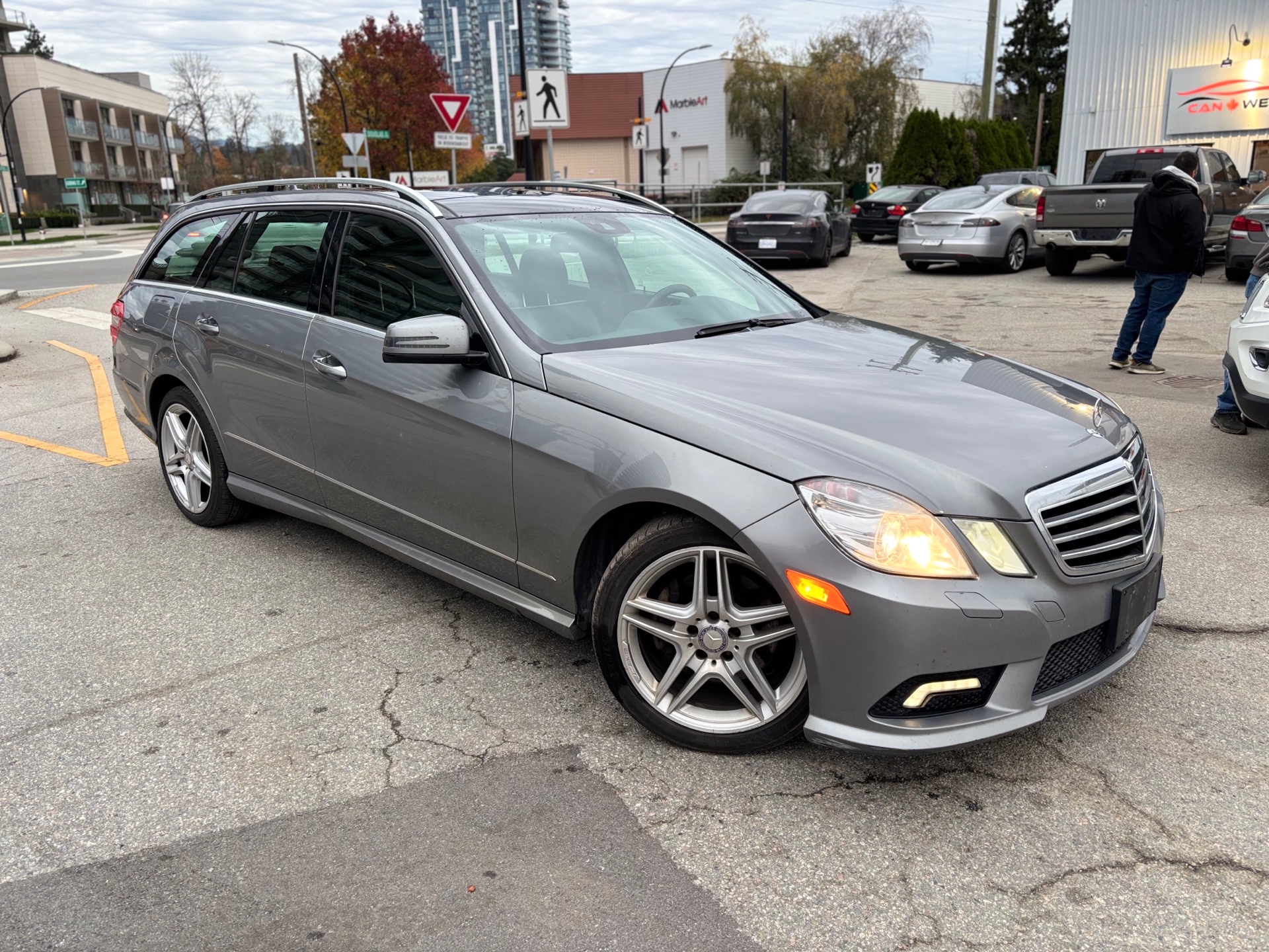 /canwestautoinc/2011-Mercedes-Benz-E-Class-581596560370574.jpg