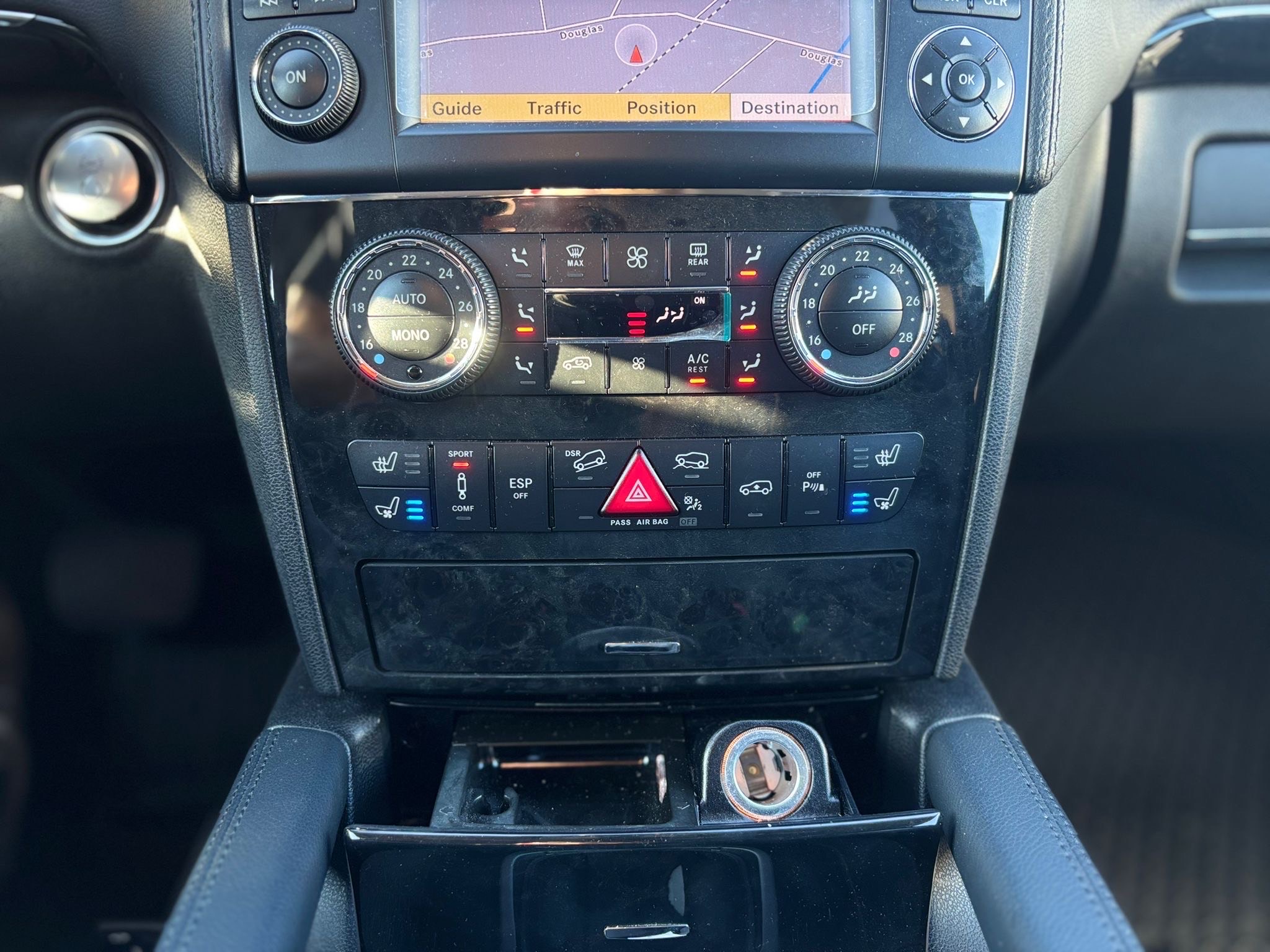 /canwestautoinc/2011-Mercedes-Benz-M-Class-3538891929824137.jpg
