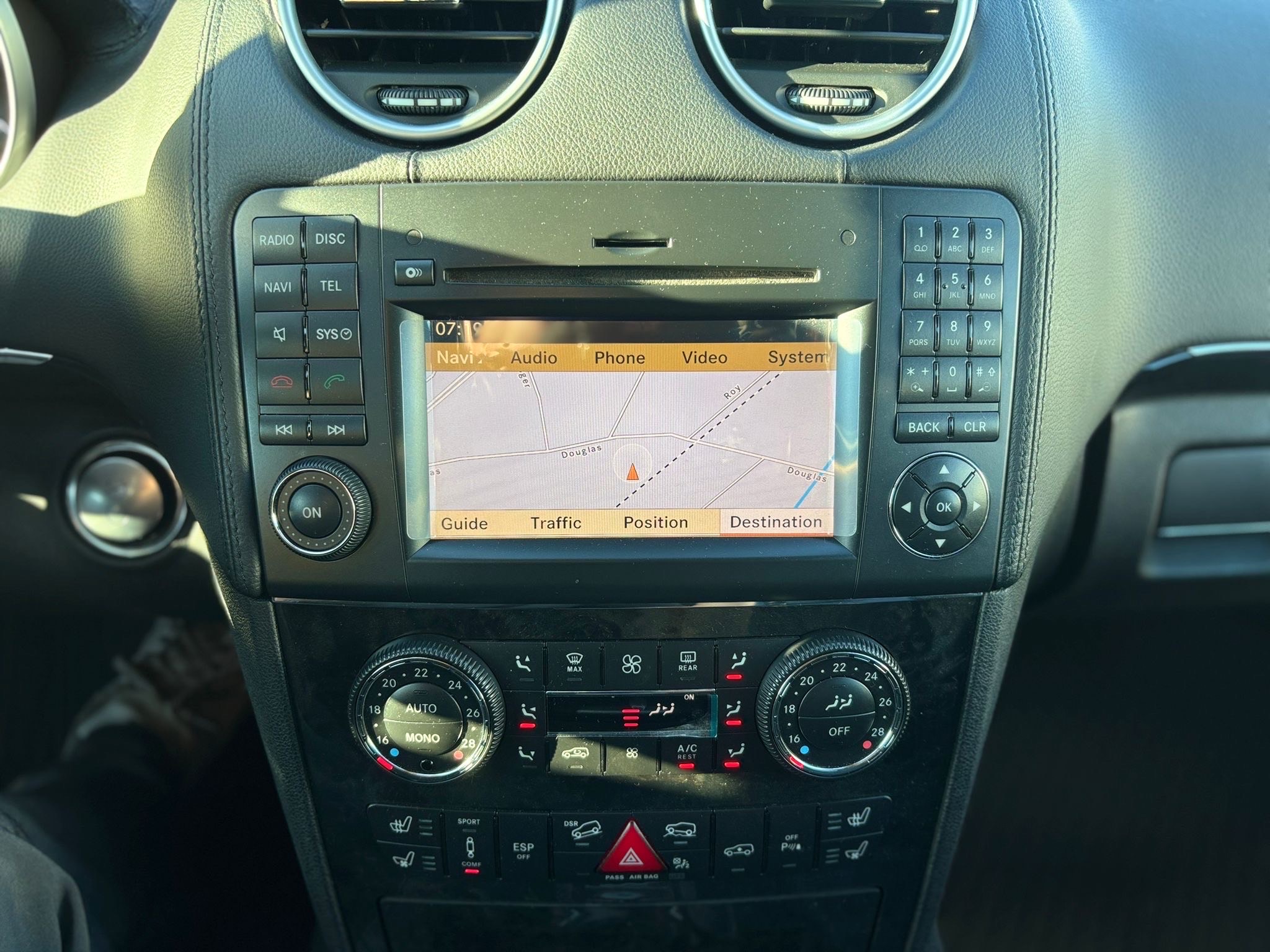 /canwestautoinc/2011-Mercedes-Benz-M-Class-5375312566615076.jpg