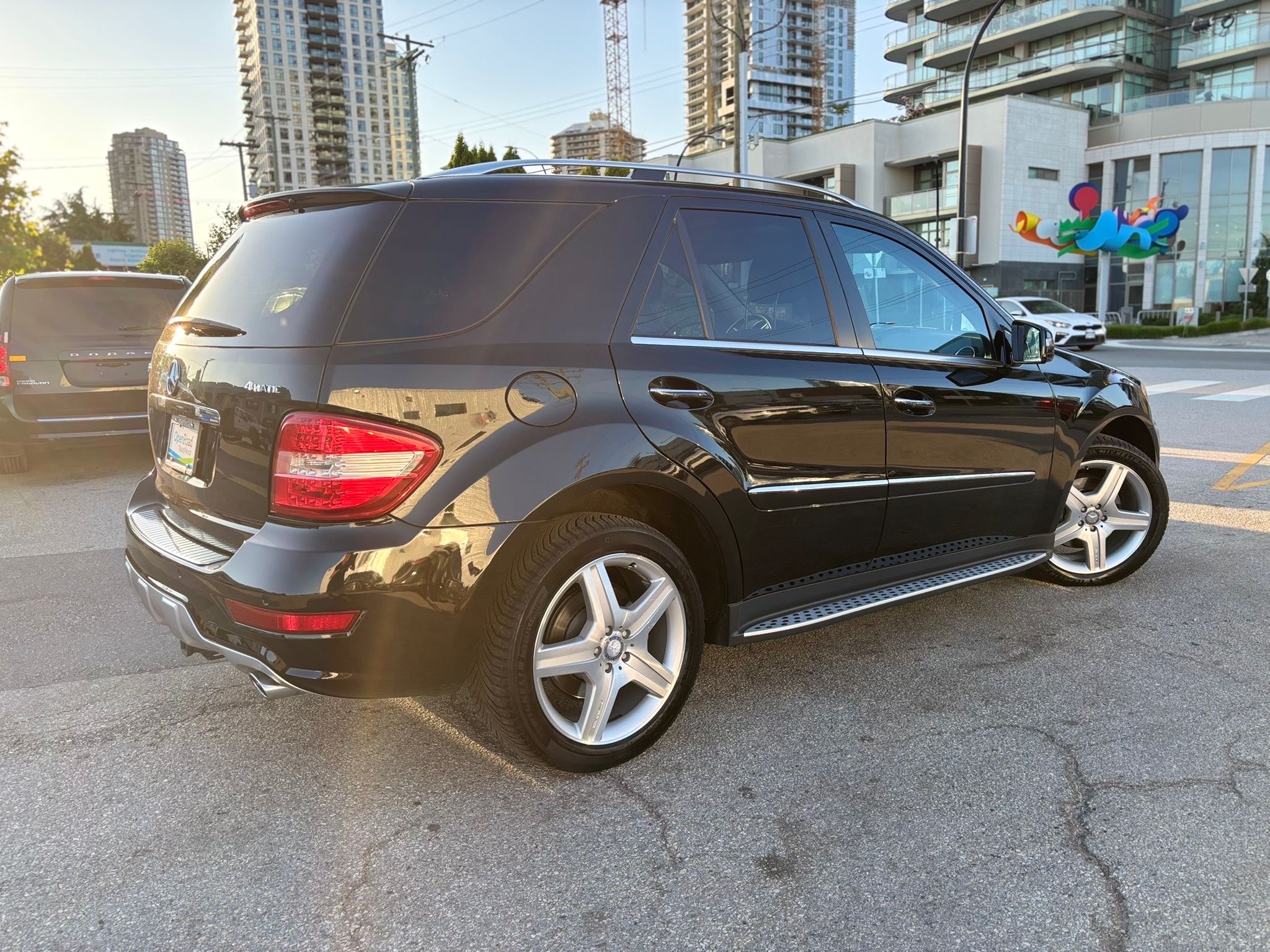 /canwestautoinc/2011-Mercedes-Benz-M-Class-5668557878530913.jpg