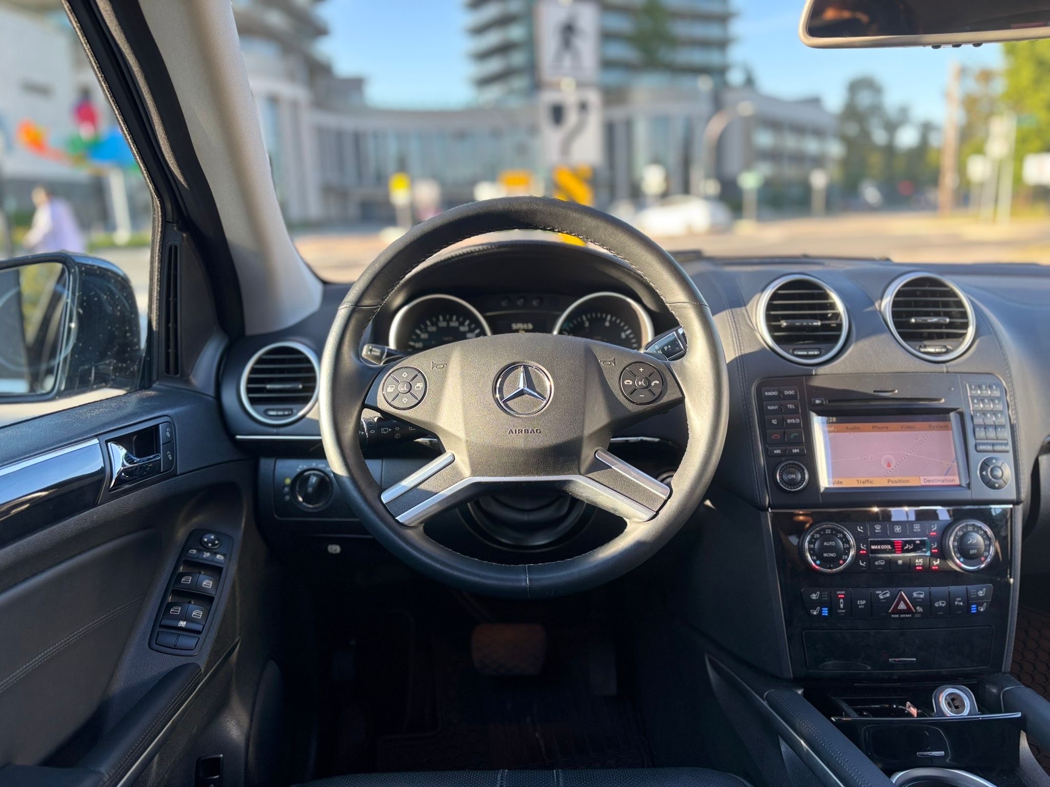 /canwestautoinc/2011-Mercedes-Benz-M-Class-6031767366414527.jpg
