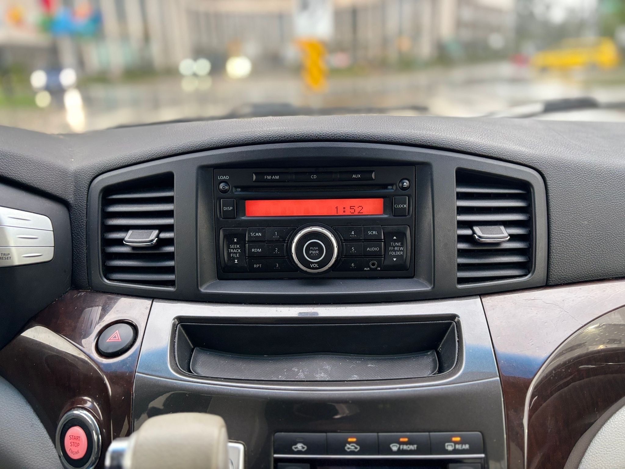 /canwestautoinc/2011-Nissan-Quest-2601556583525373.jpg