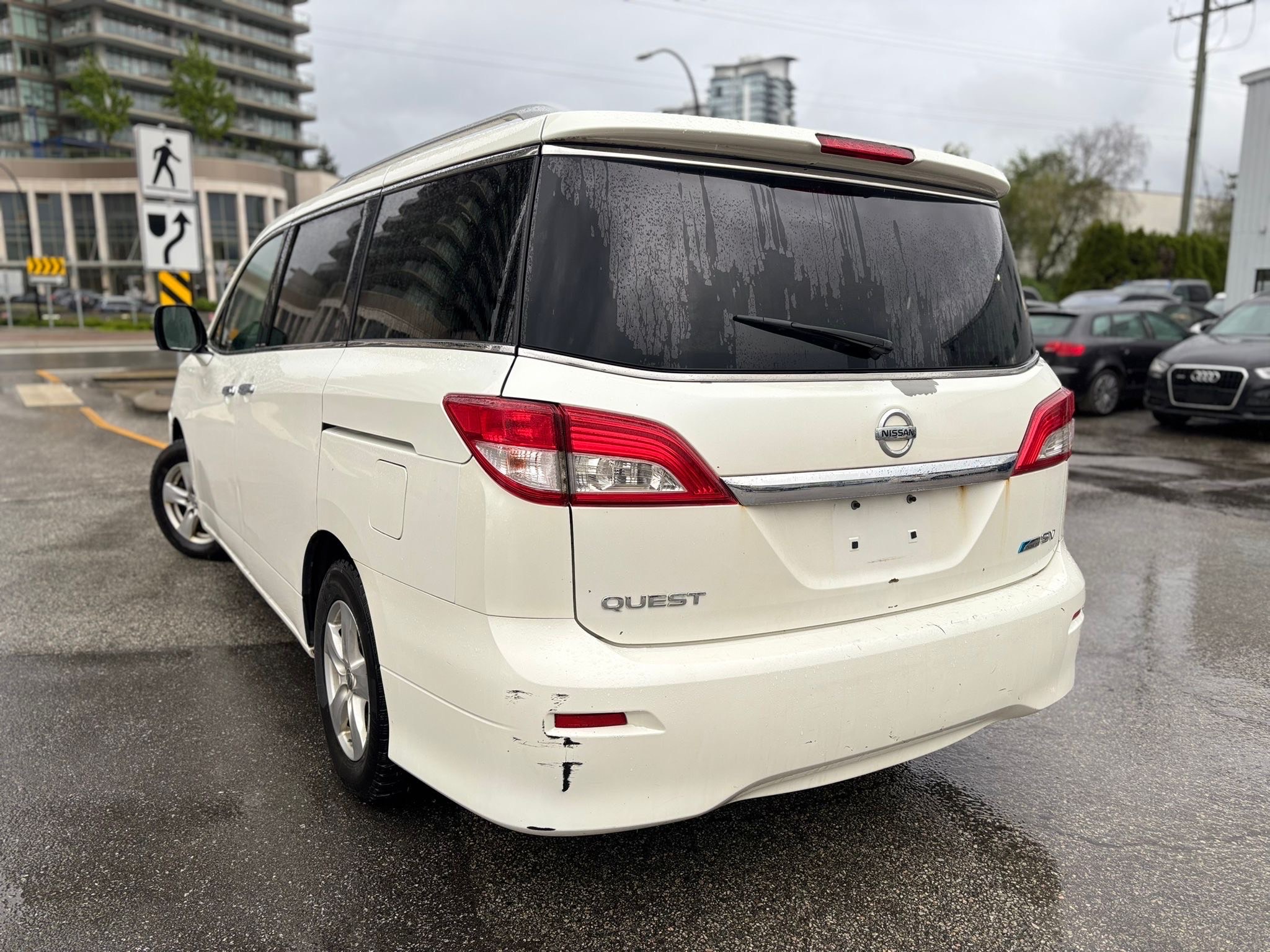 /canwestautoinc/2011-Nissan-Quest-28799361454776995.jpg