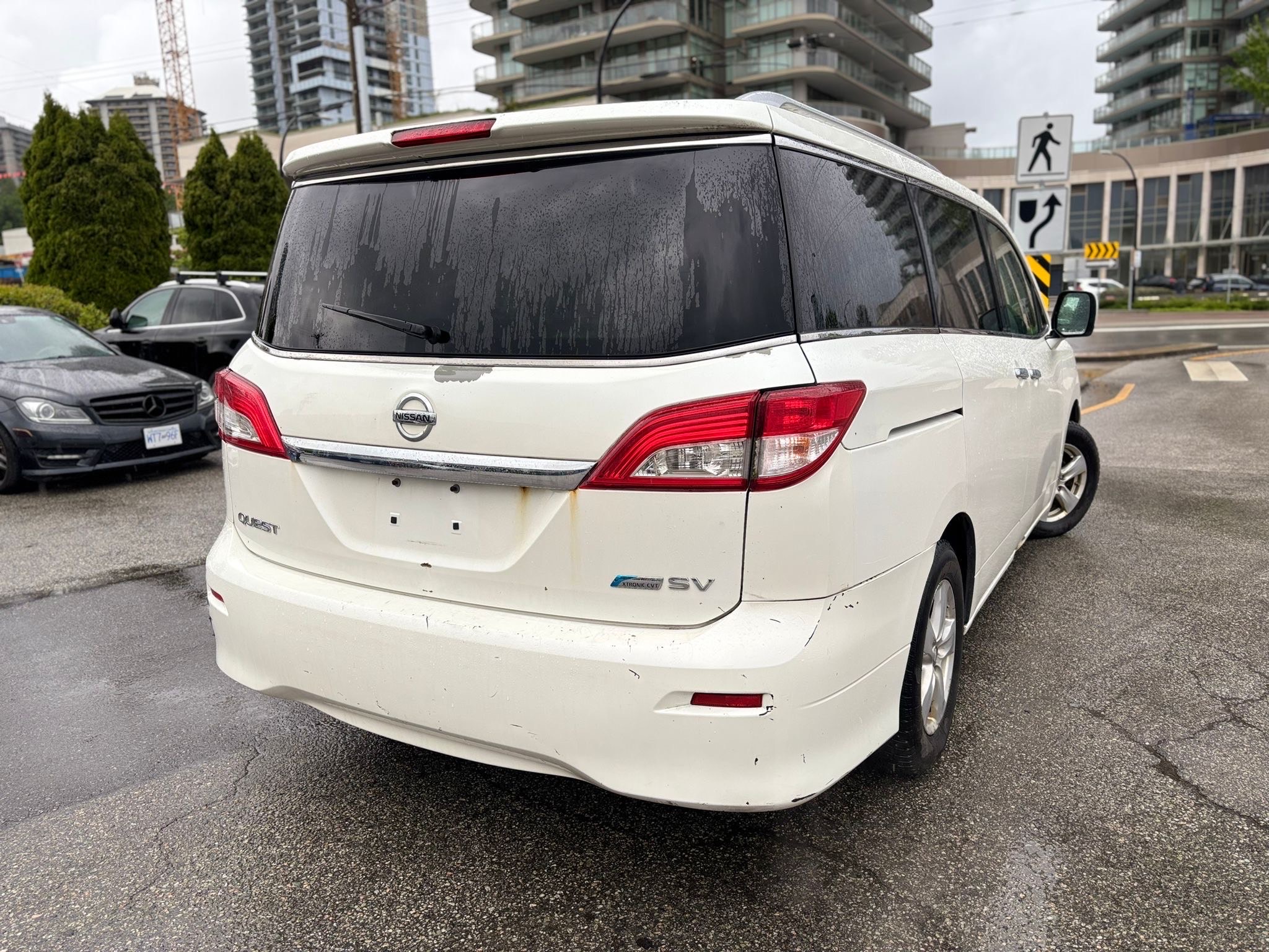 /canwestautoinc/2011-Nissan-Quest-8287600339080712.jpg