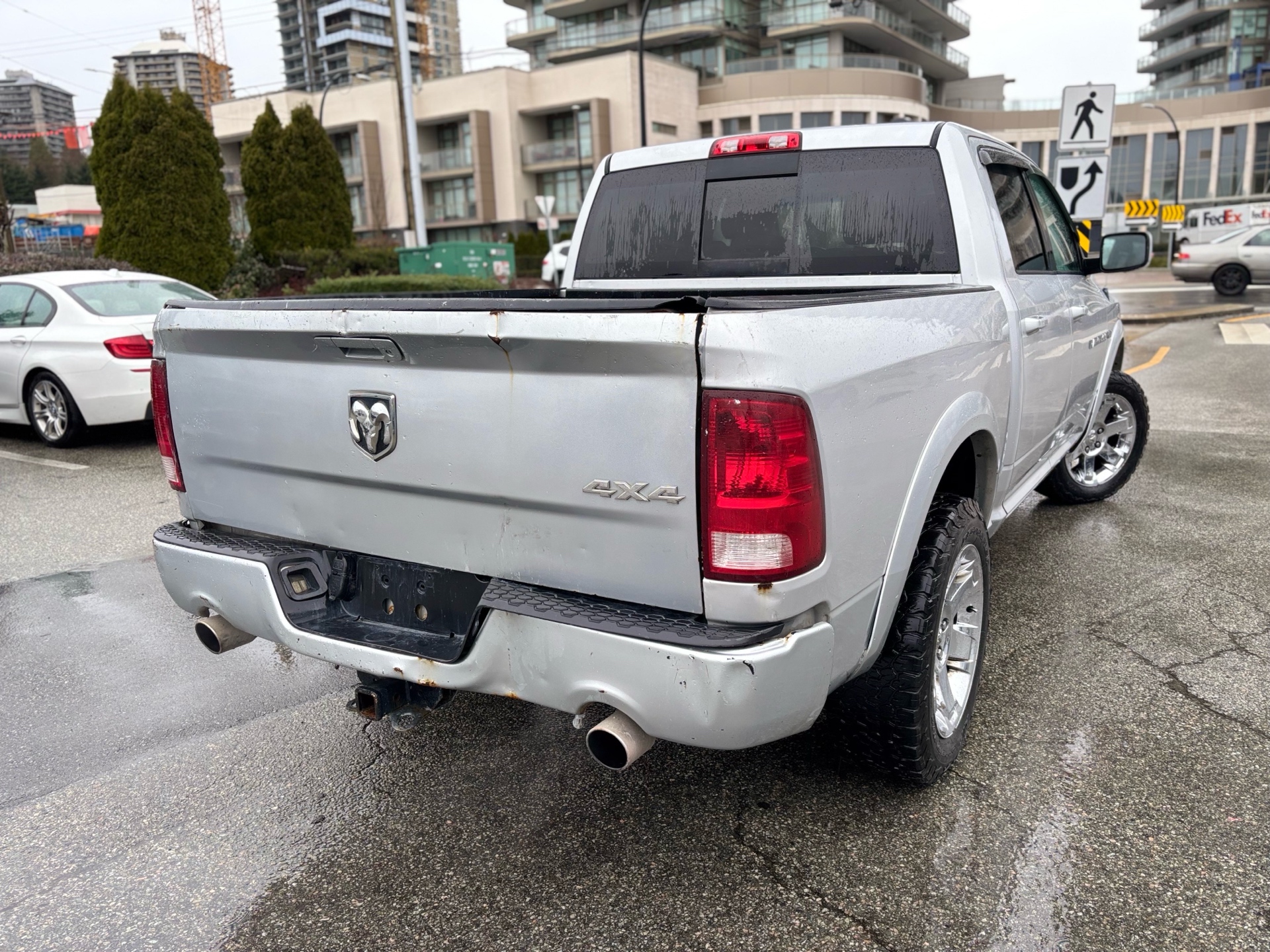 /canwestautoinc/2011-Ram-1500-10211741382550299.jpg