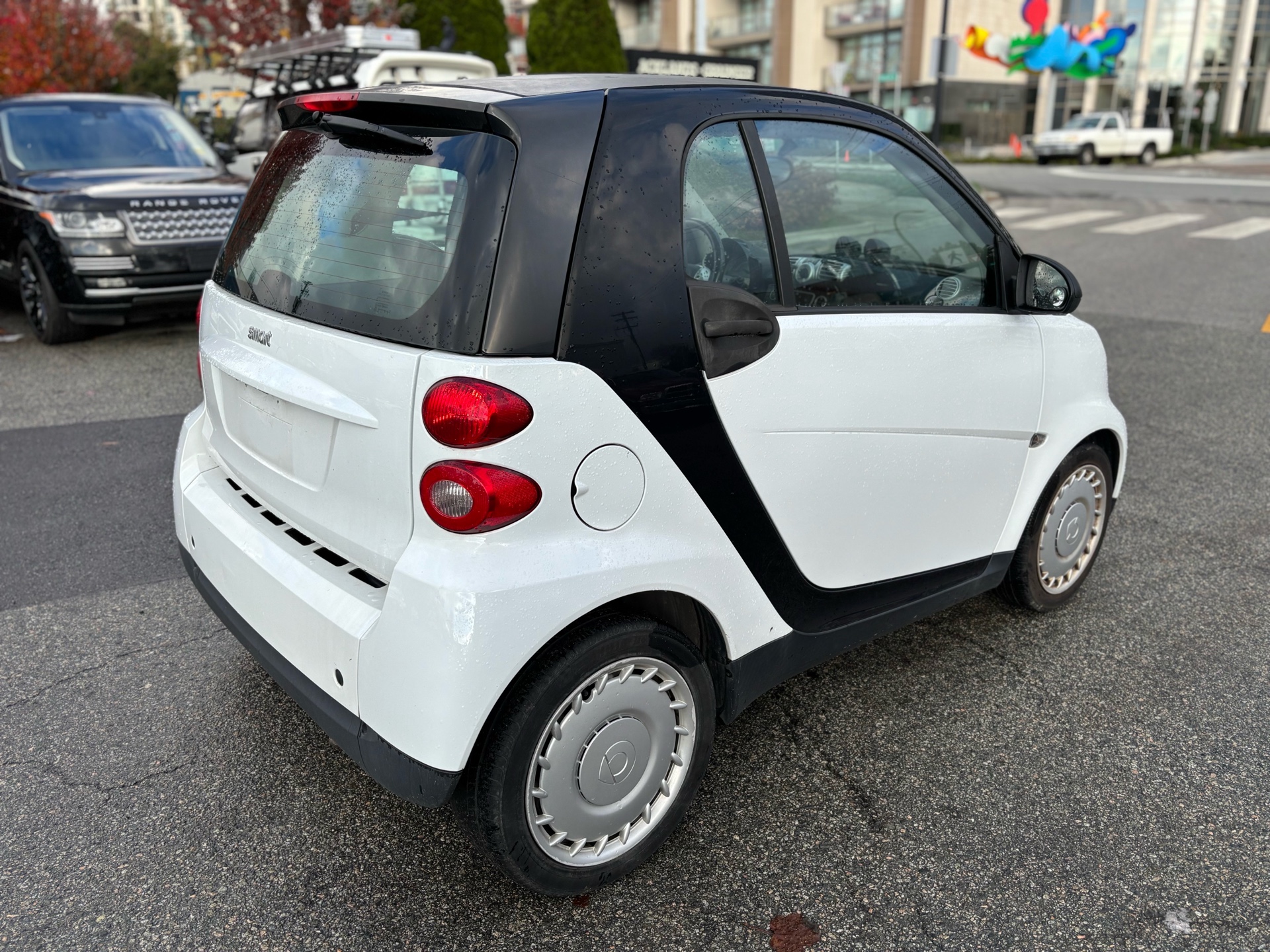 /canwestautoinc/2011-Smart-Fortwo-545192905741454.jpg