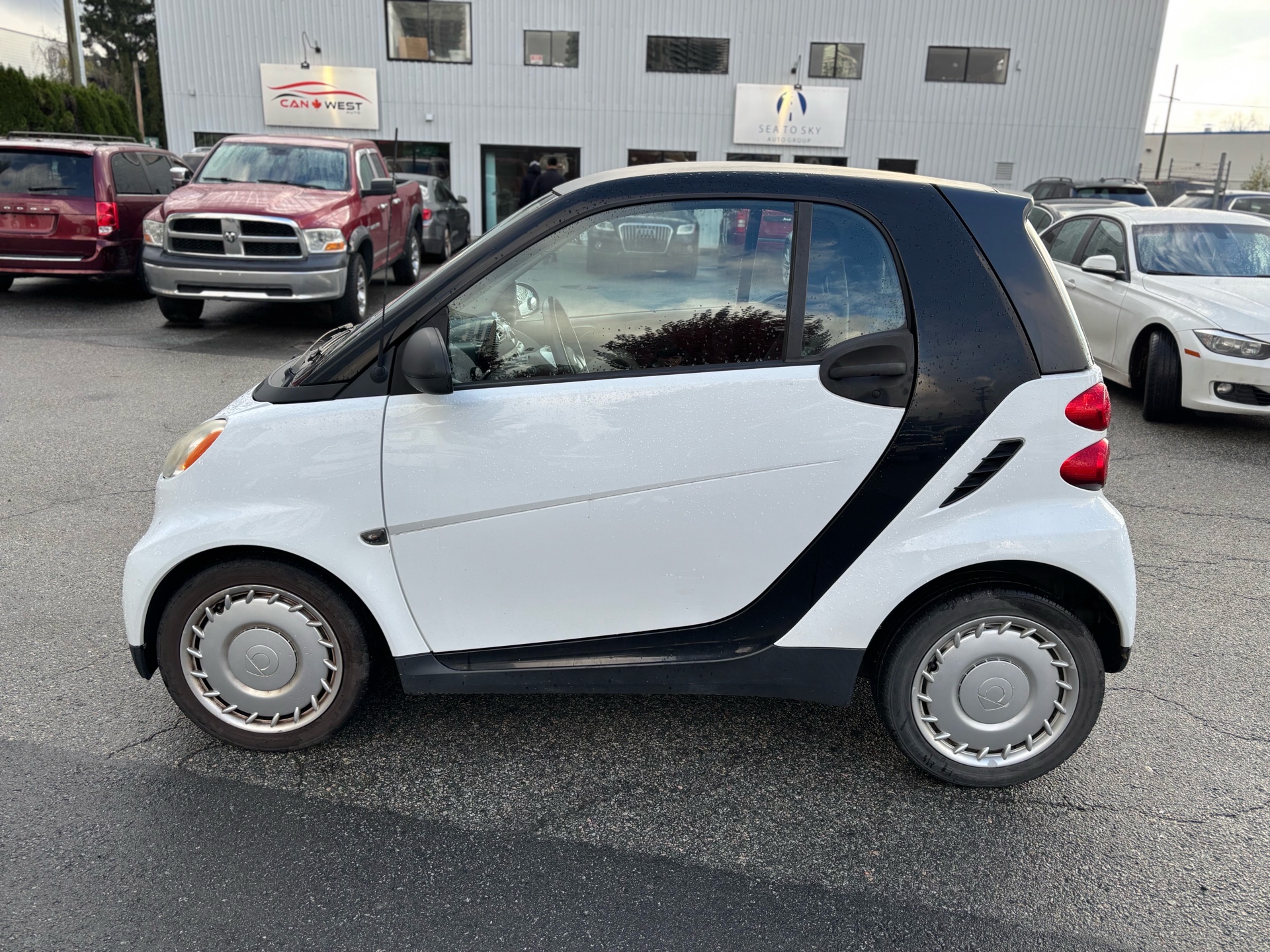 /canwestautoinc/2011-Smart-Fortwo-5731860001141824.jpg