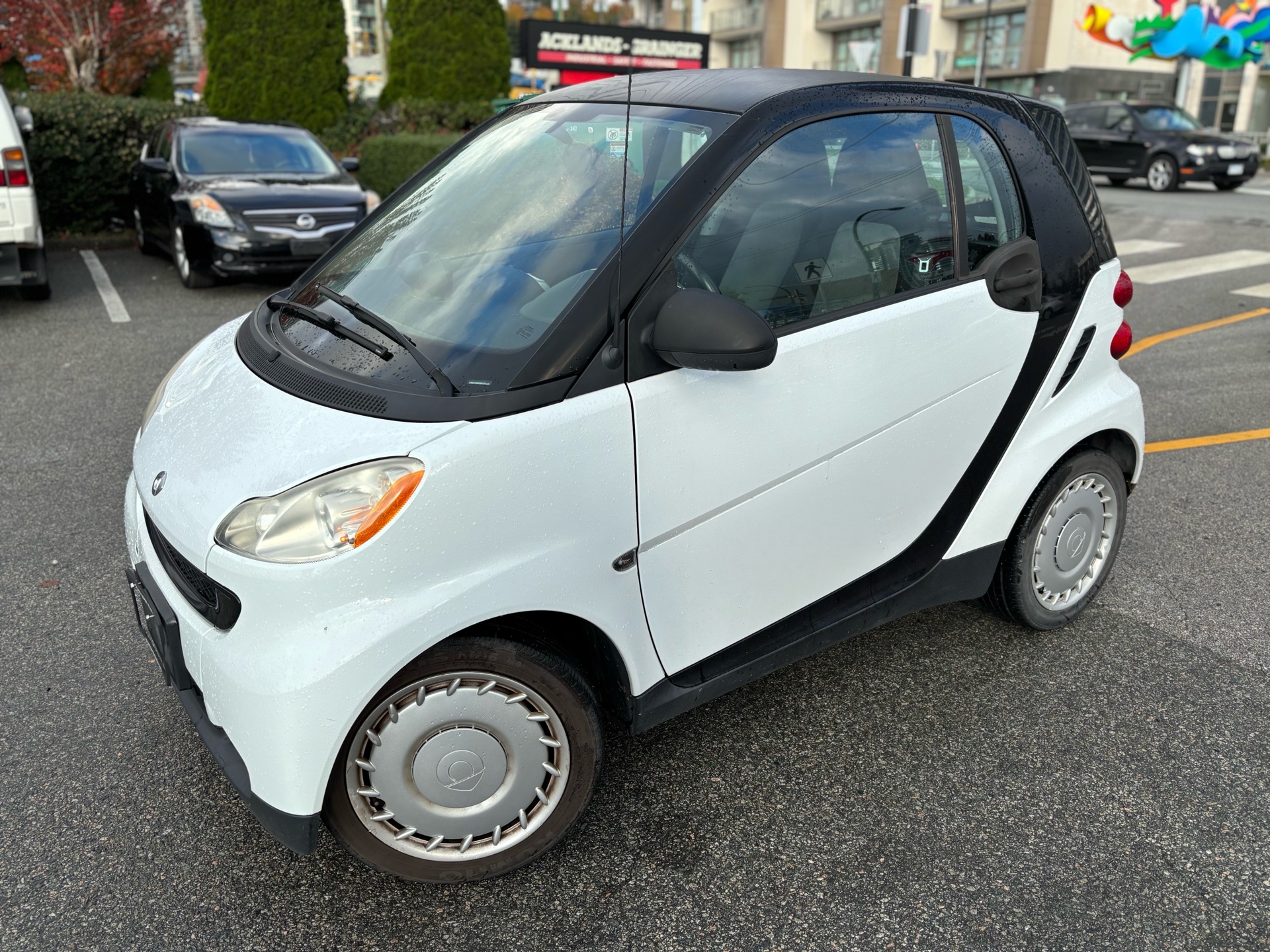 /canwestautoinc/2011-Smart-Fortwo-8026758604163262.jpg