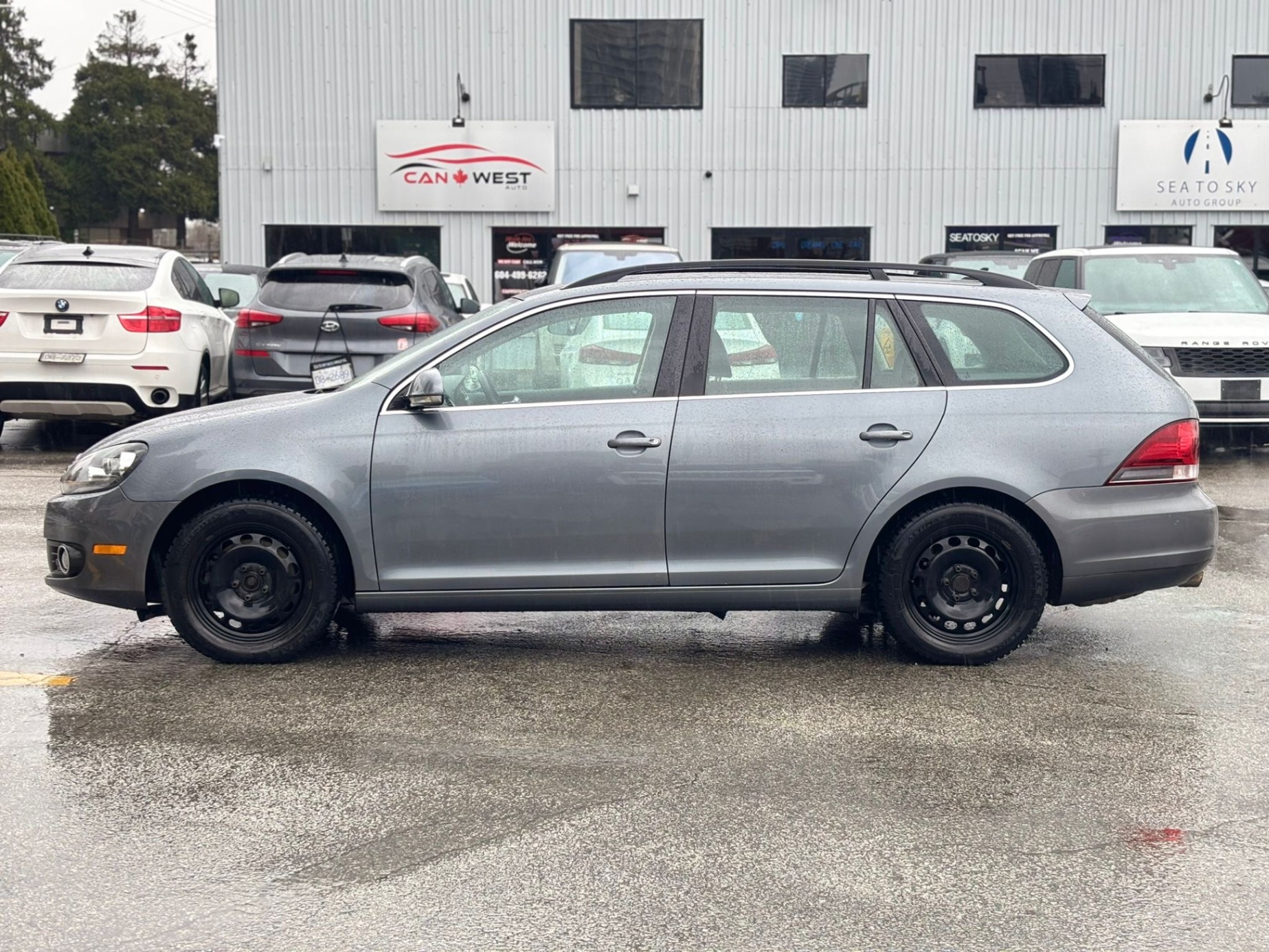 /canwestautoinc/2011-Volkswagen-Golf-5561694731228988.jpg