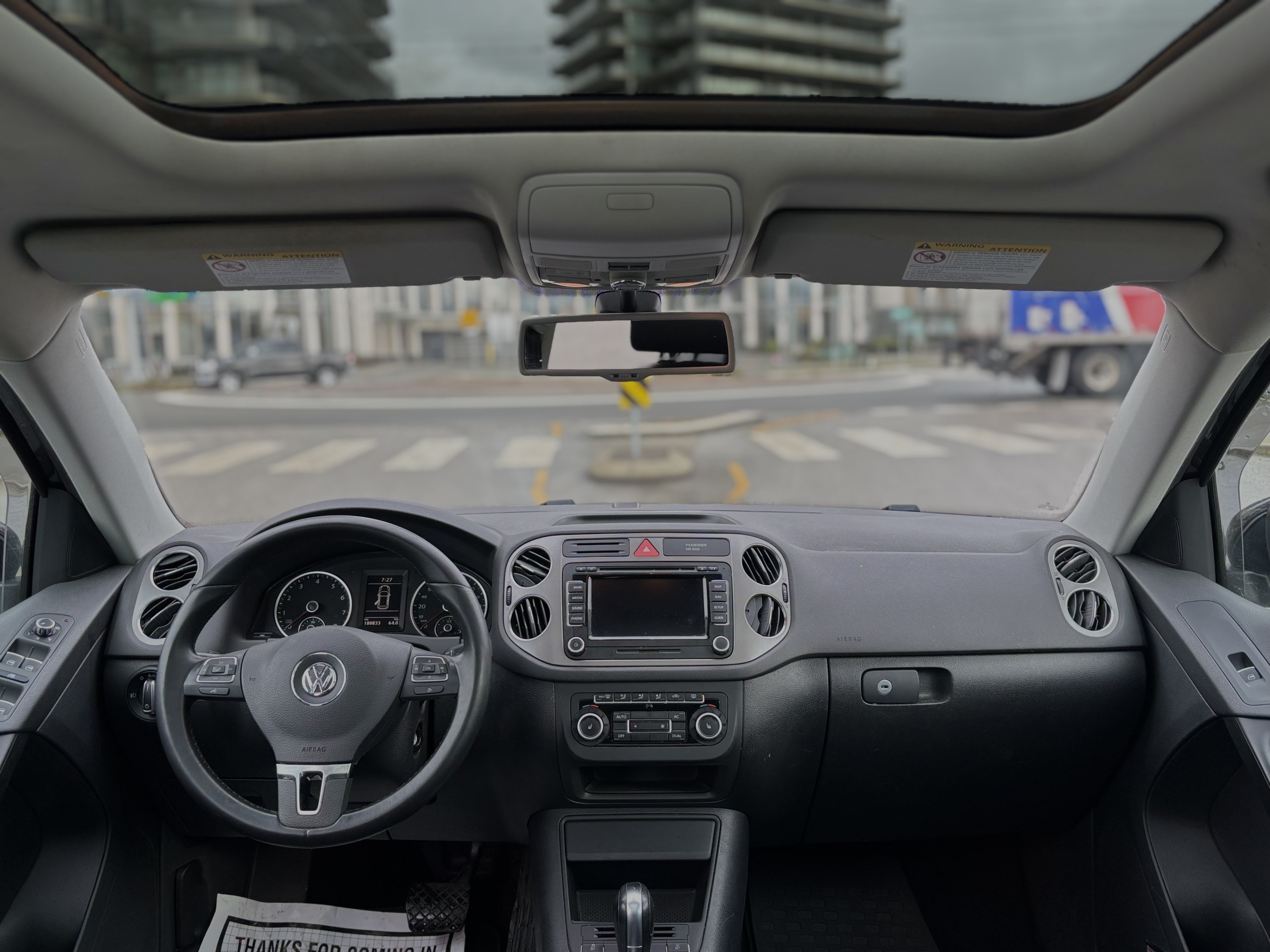 /canwestautoinc/2011-Volkswagen-Tiguan-027149656527535093.jpg