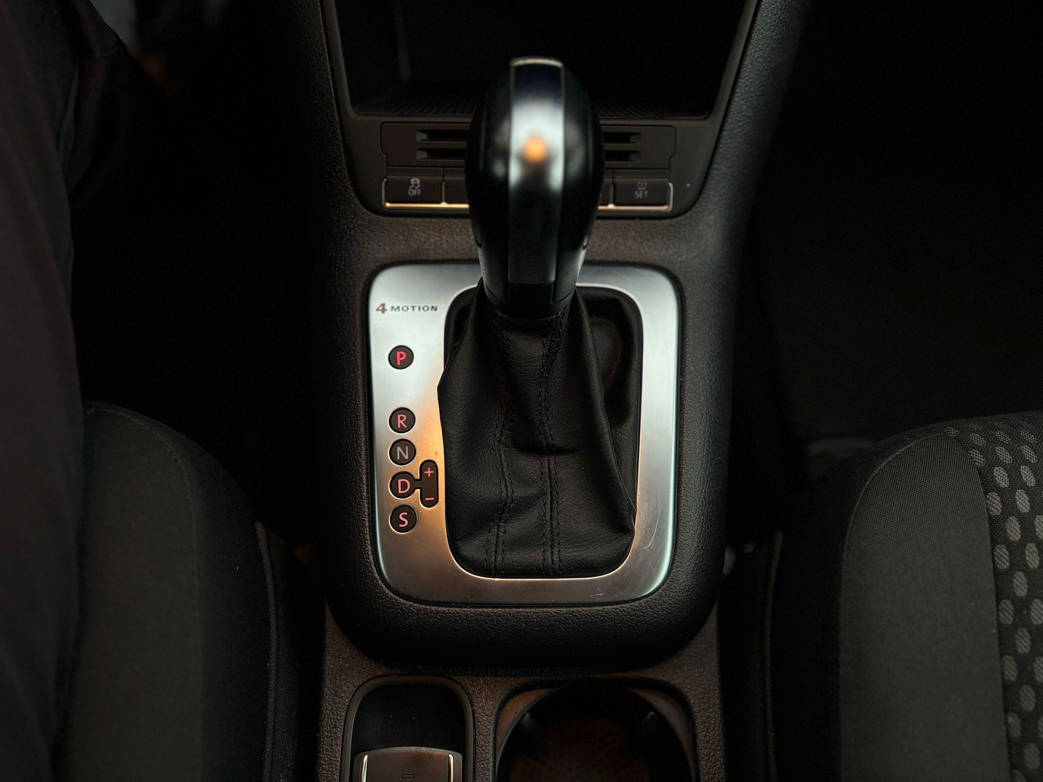 /canwestautoinc/2011-Volkswagen-Tiguan-4535873237219301.jpg
