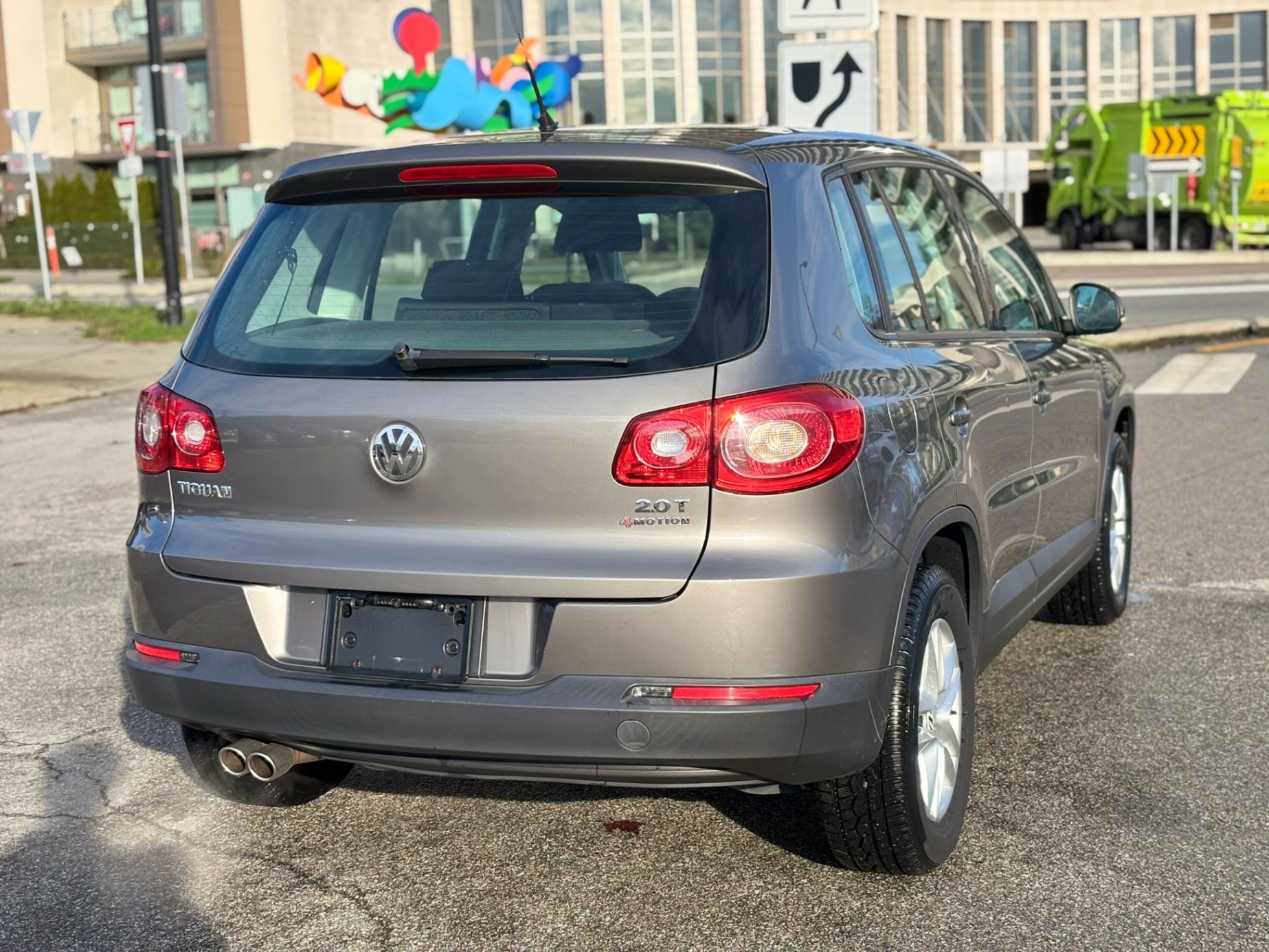 /canwestautoinc/2011-Volkswagen-Tiguan-504483121238346.jpg