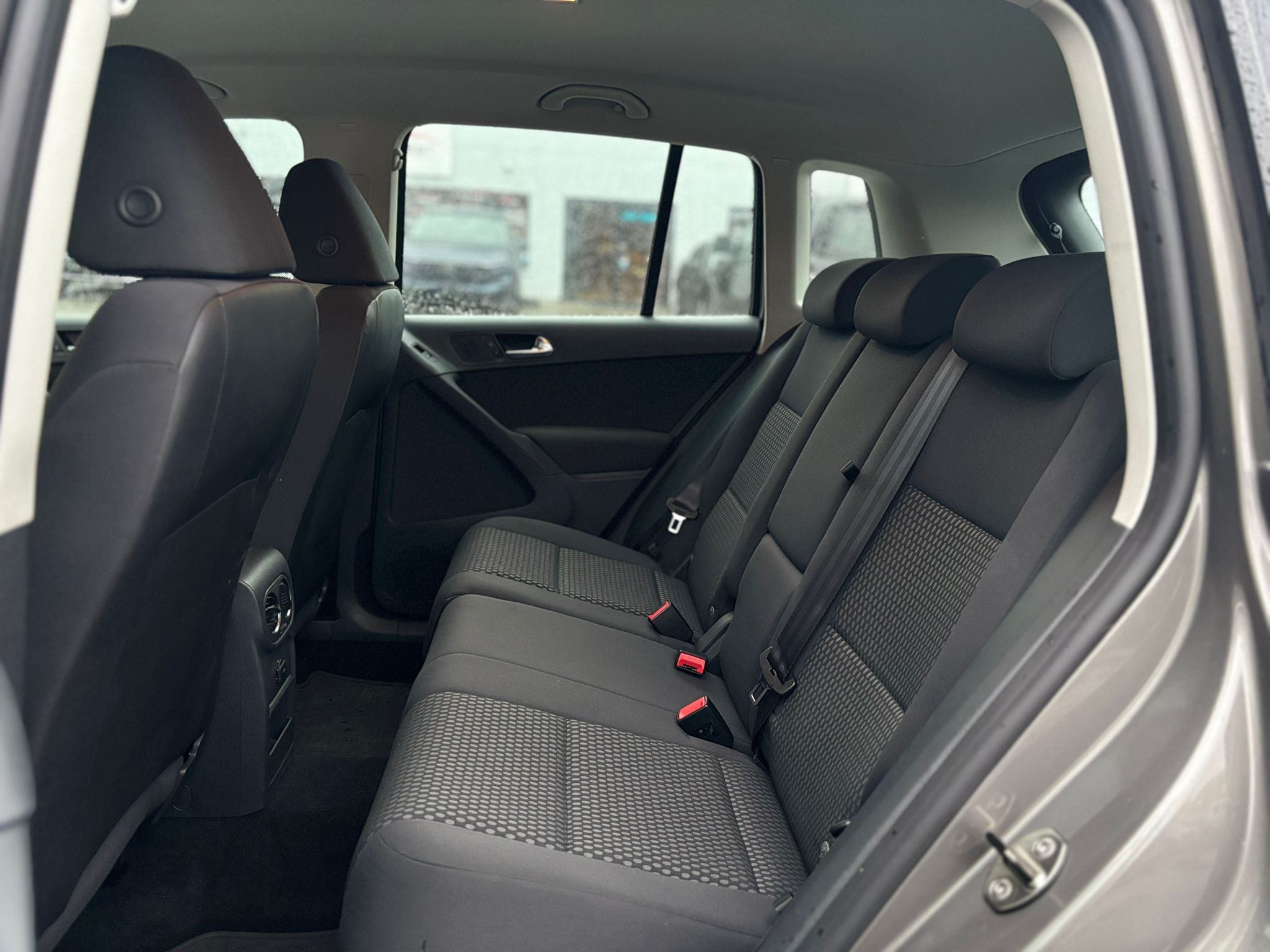 /canwestautoinc/2011-Volkswagen-Tiguan-7758670643194143.jpg