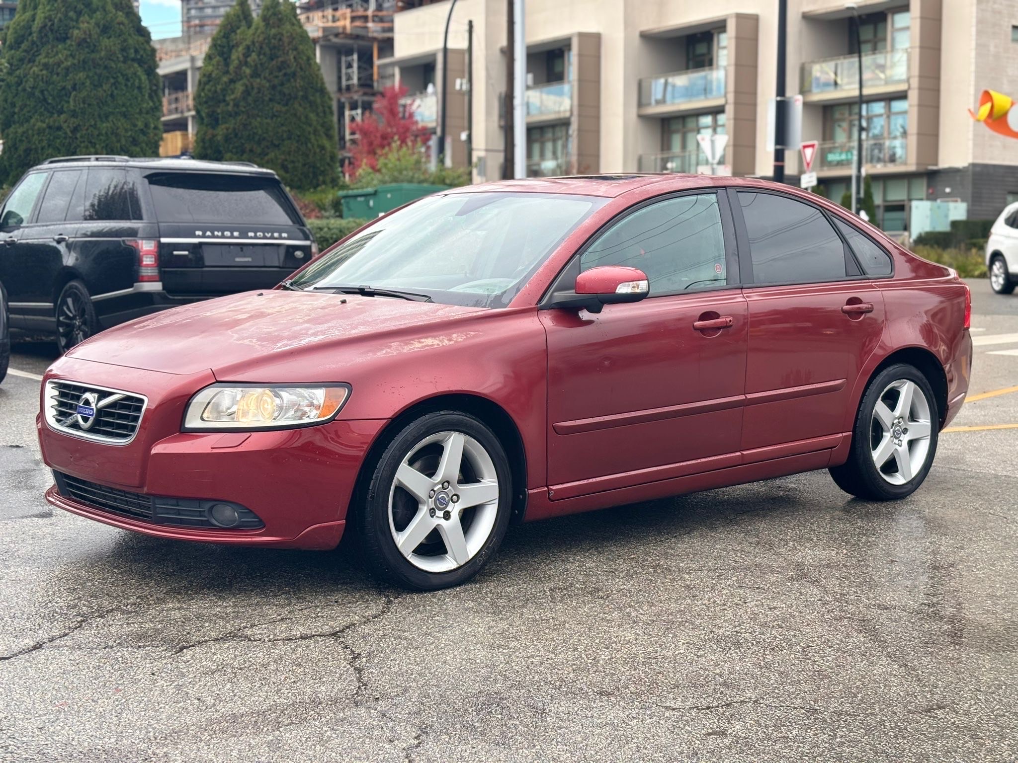 /canwestautoinc/2011-Volvo-S40-055773066615611766.jpg