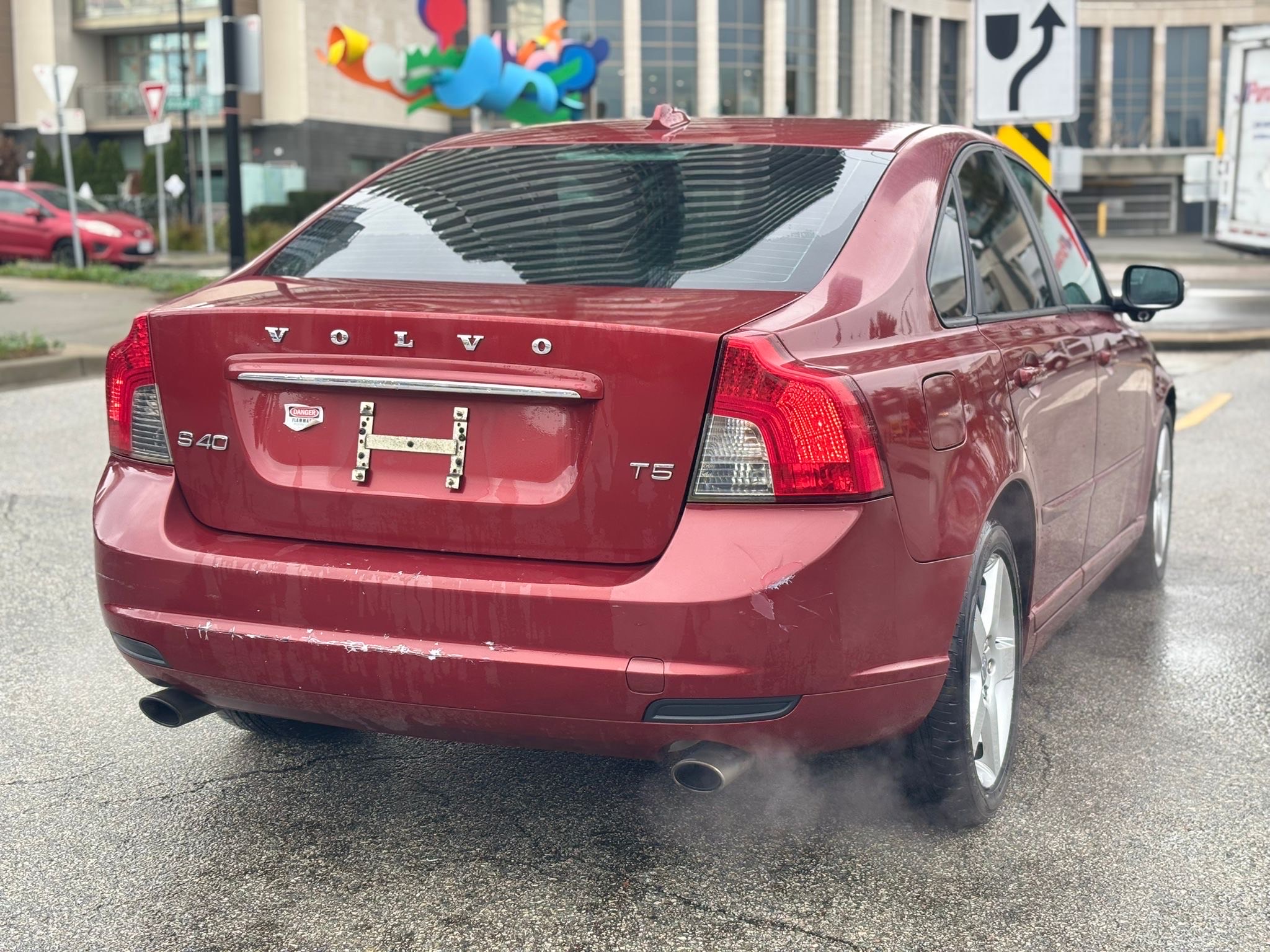 /canwestautoinc/2011-Volvo-S40-6754183109629062.jpg
