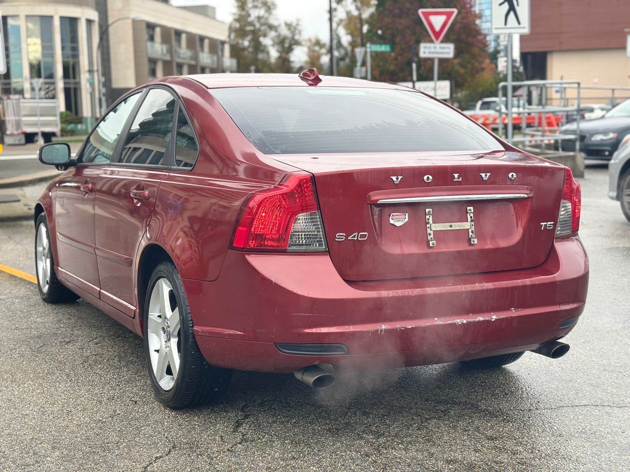 /canwestautoinc/2011-Volvo-S40-8821167890033155.jpg