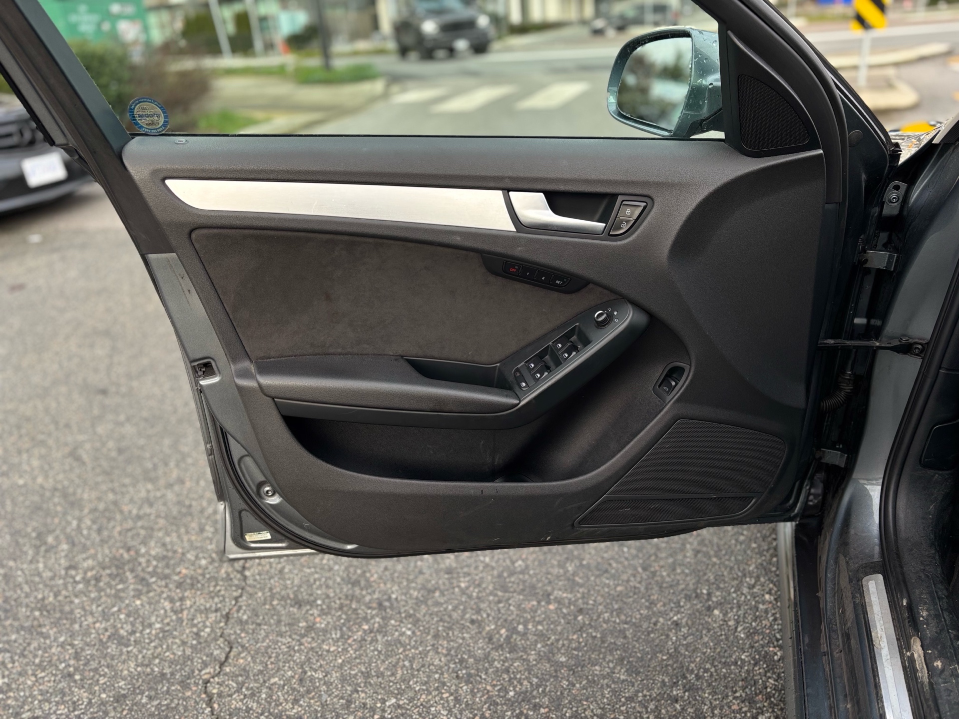 /canwestautoinc/2012-Audi-A4-14579285240836382.jpg
