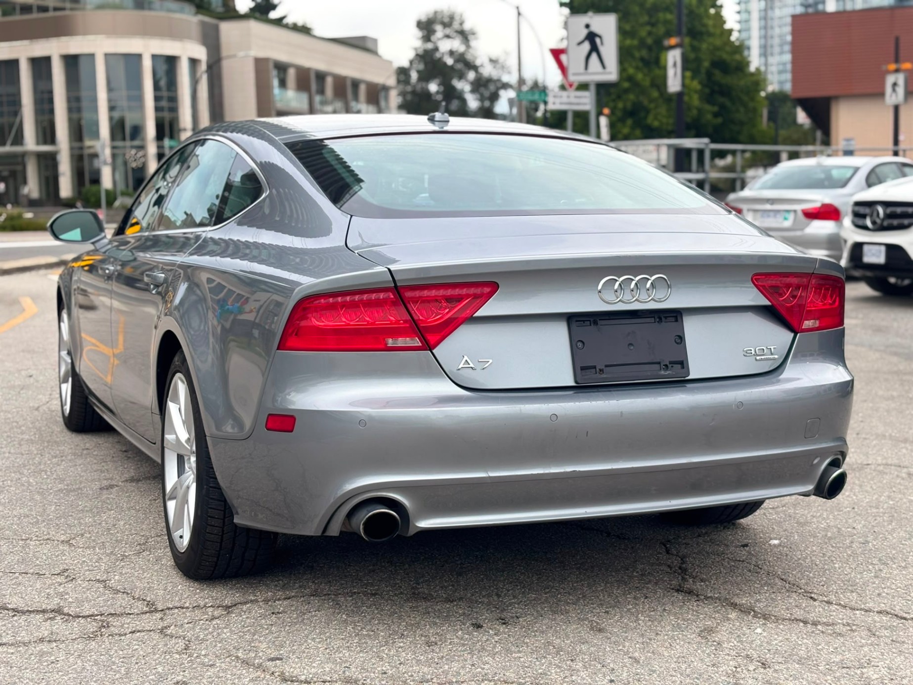 /canwestautoinc/2012-Audi-A7-05555620130798533.jpg