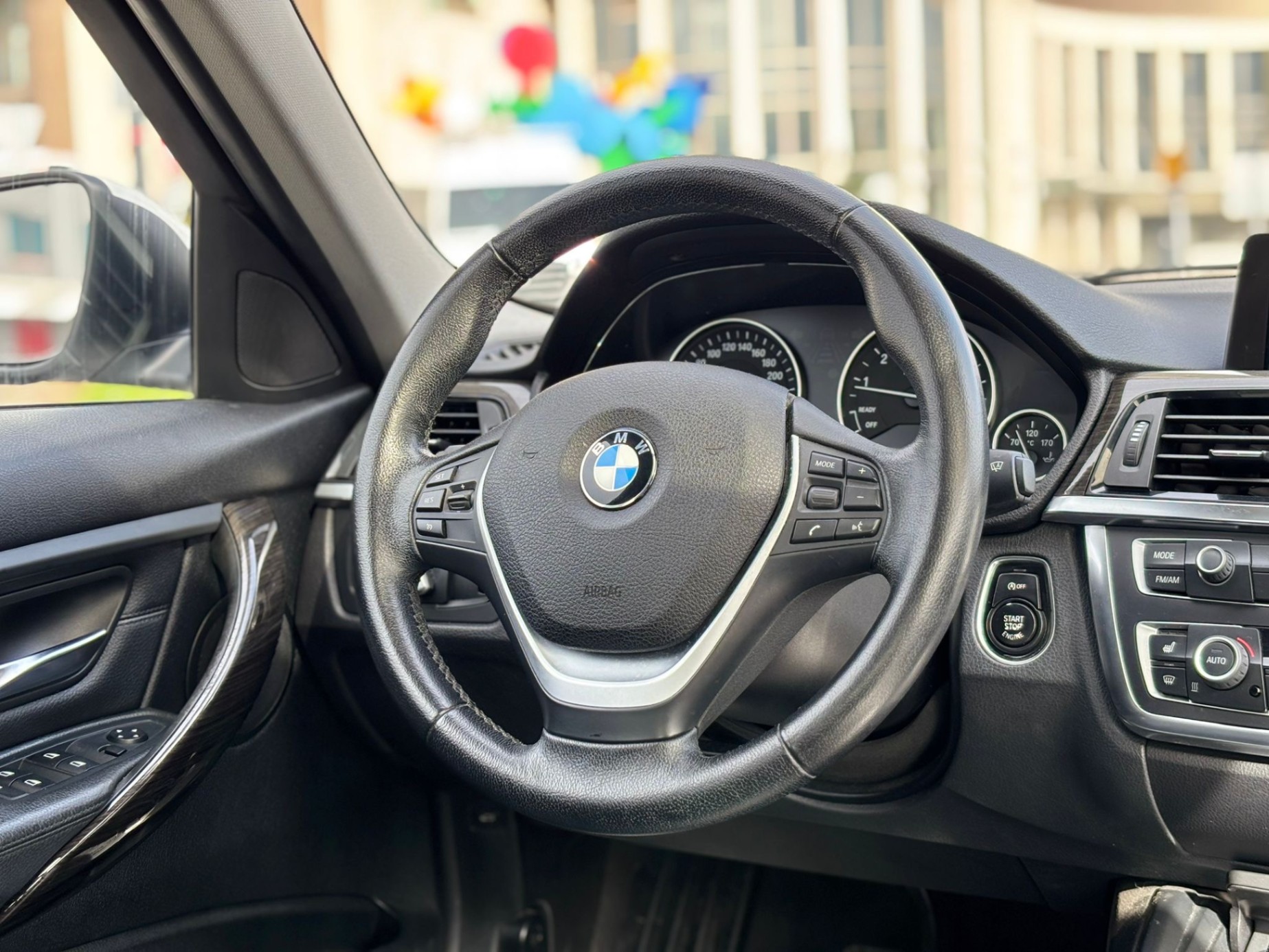 /canwestautoinc/2012-BMW-3-Series-5273166081995913.jpg