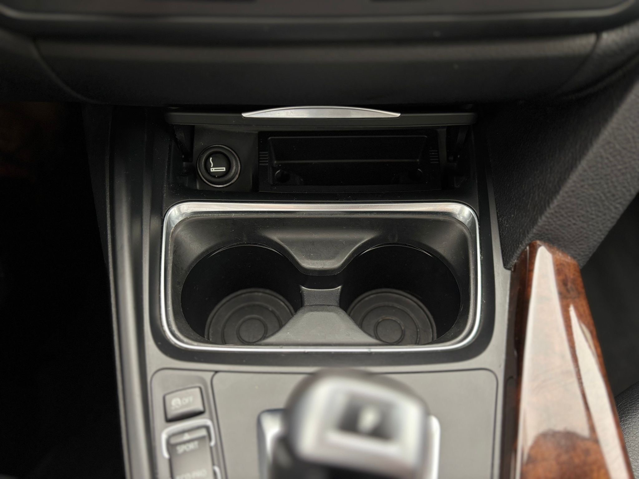 /canwestautoinc/2012-BMW-3Series-22936059421318356.jpg