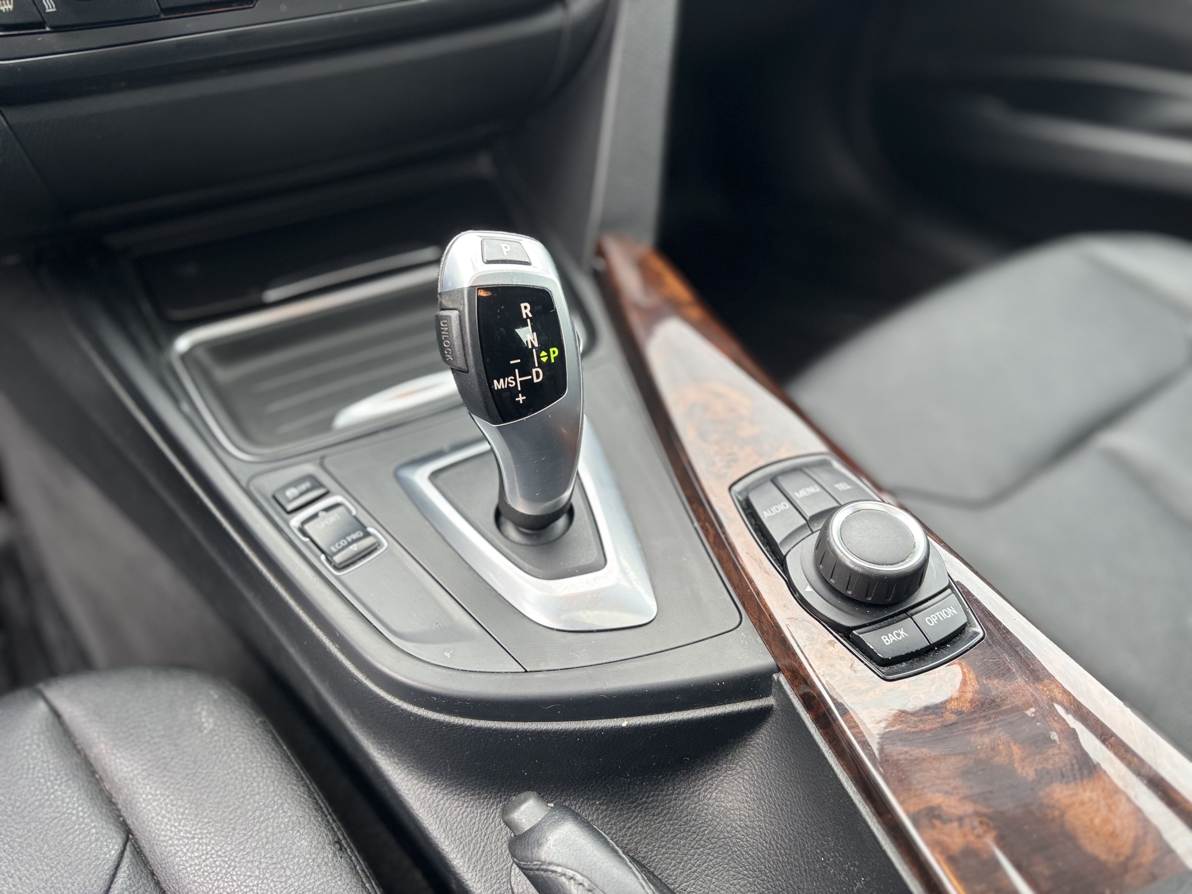 /canwestautoinc/2012-BMW-3Series-38848386665669277.jpg