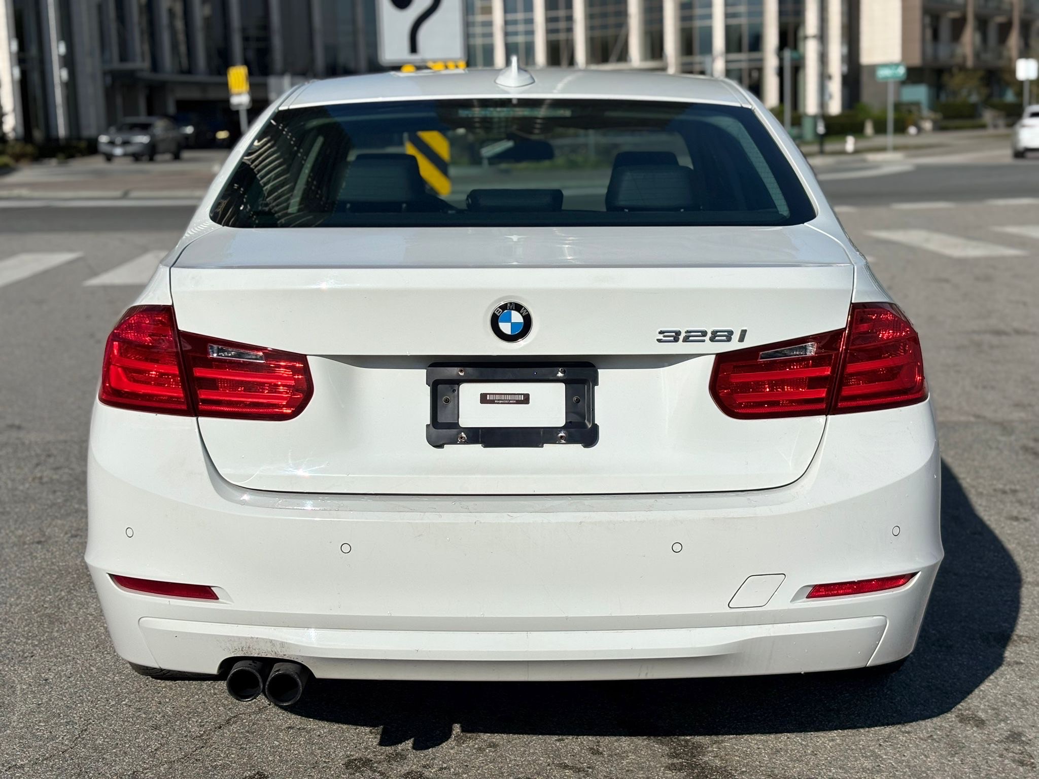 /canwestautoinc/2012-BMW-3Series-5495373207913792.jpg