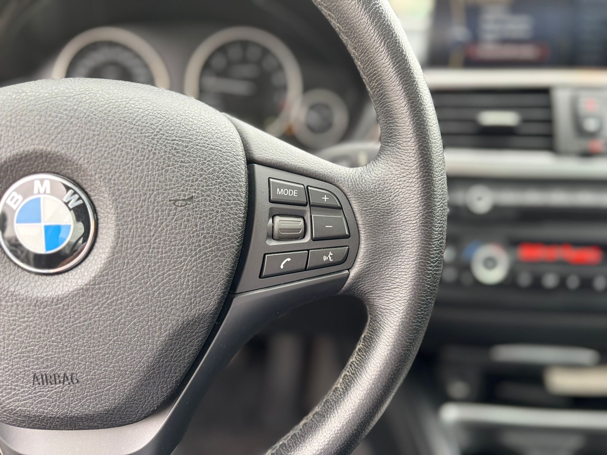 /canwestautoinc/2012-BMW-3Series-6165865615274511.jpg