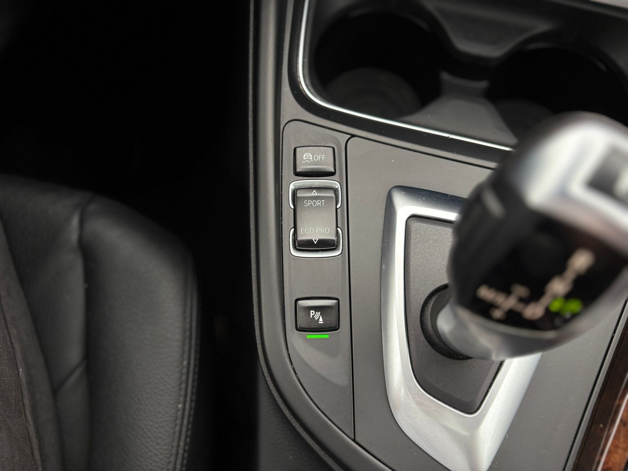 /canwestautoinc/2012-BMW-3Series-696119599342804.jpg
