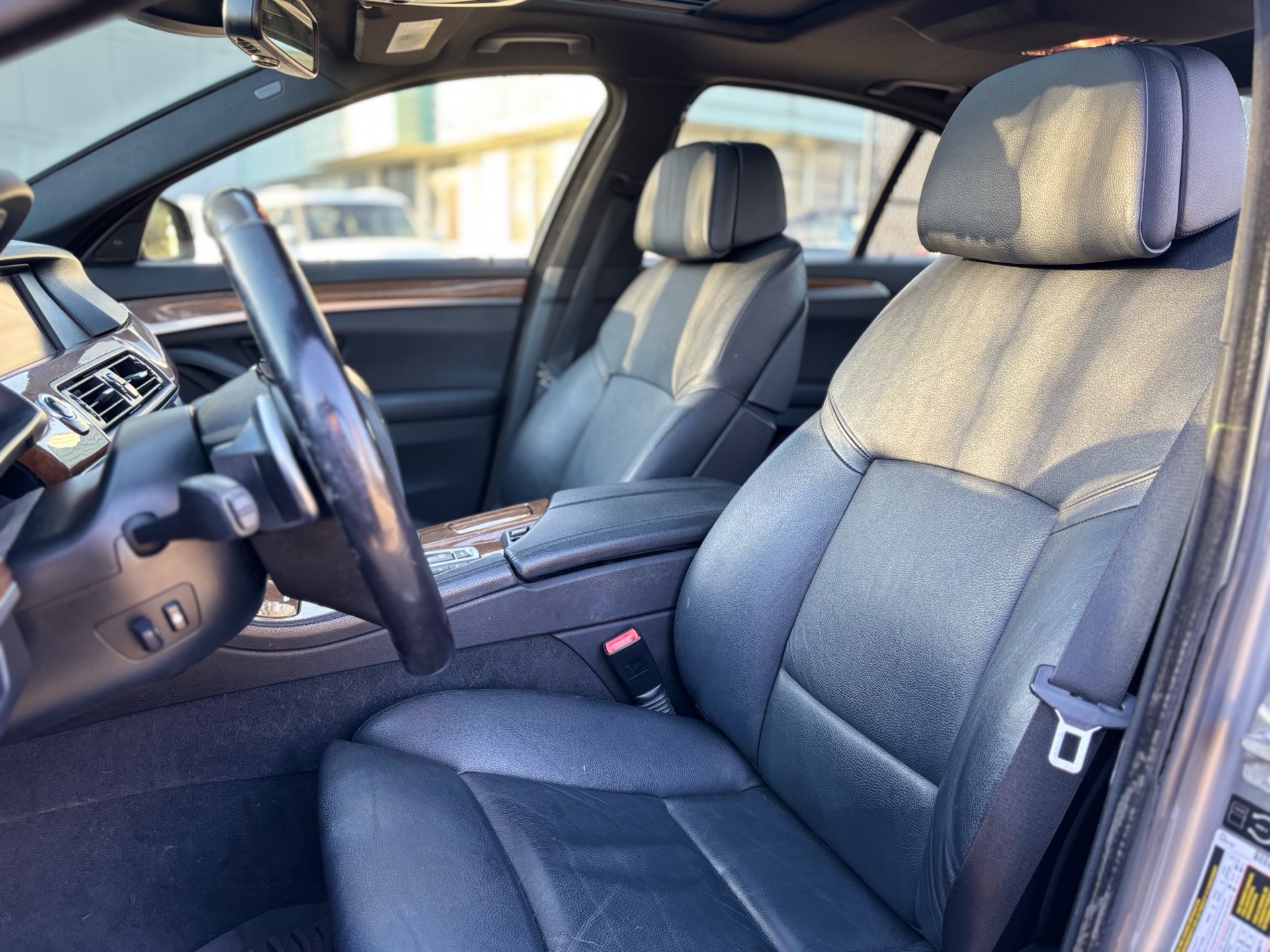 /canwestautoinc/2012-BMW-5Series-11663343224834821.jpg